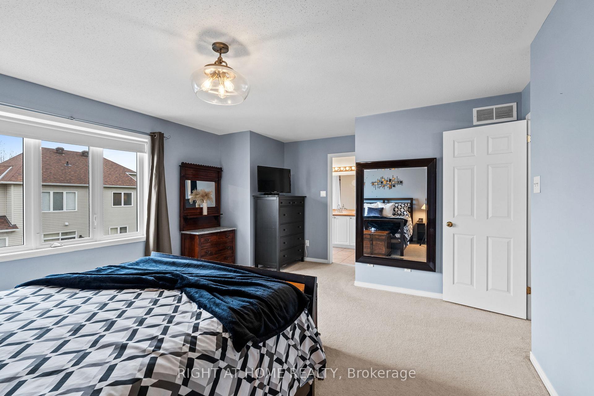 Photo 19 of 61 Sunvale Way, Ottawa, Barrhaven East — HOMEH
