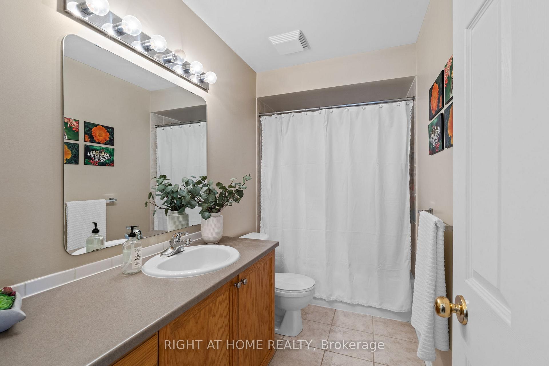 Photo 22 of 61 Sunvale Way, Ottawa, Barrhaven East — HOMEH
