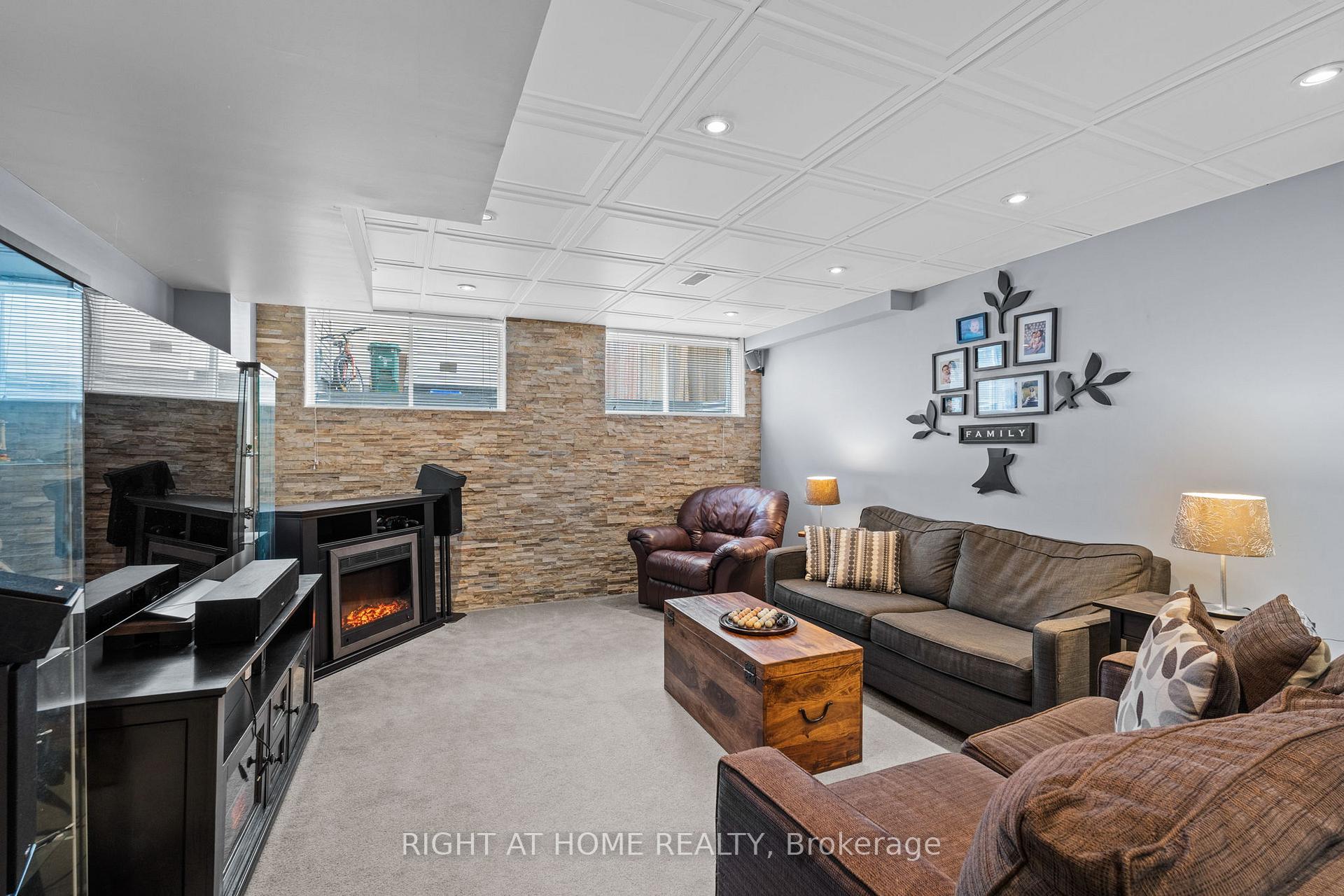 Photo 26 of 61 Sunvale Way, Ottawa, Barrhaven East — HOMEH