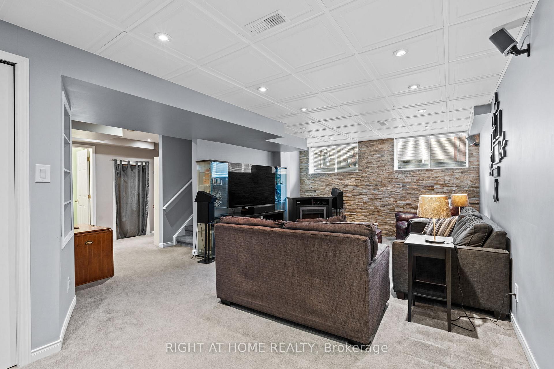 Photo 29 of 61 Sunvale Way, Ottawa, Barrhaven East — HOMEH