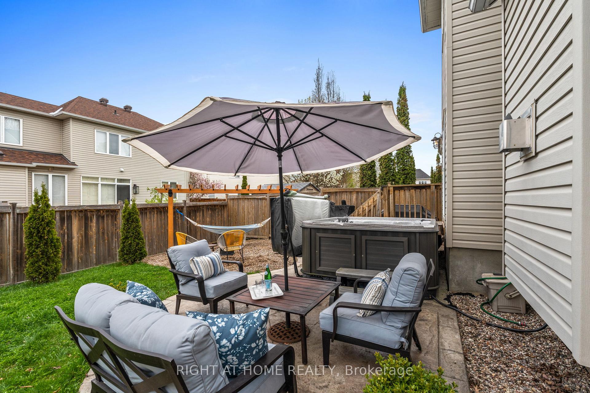 Photo 33 of 61 Sunvale Way, Ottawa, Barrhaven East — HOMEH