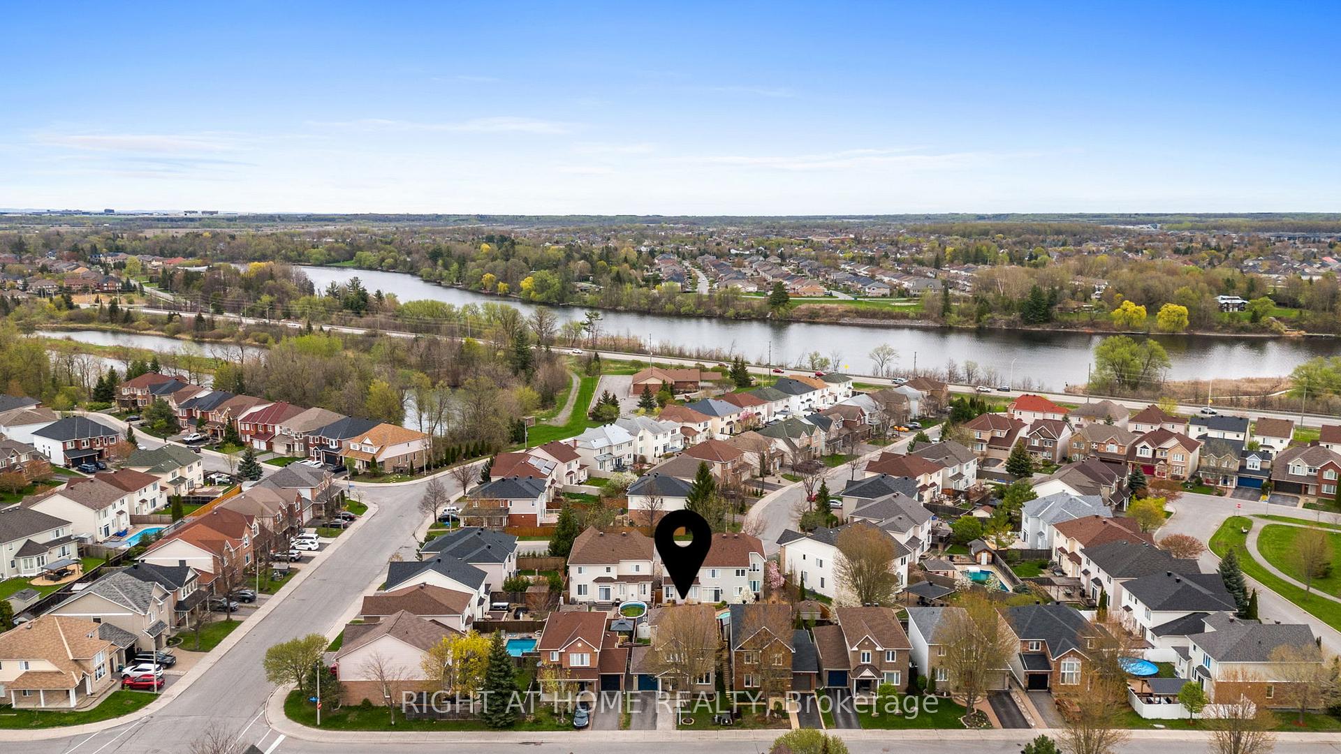 Photo 34 of 61 Sunvale Way, Ottawa, Barrhaven East — HOMEH