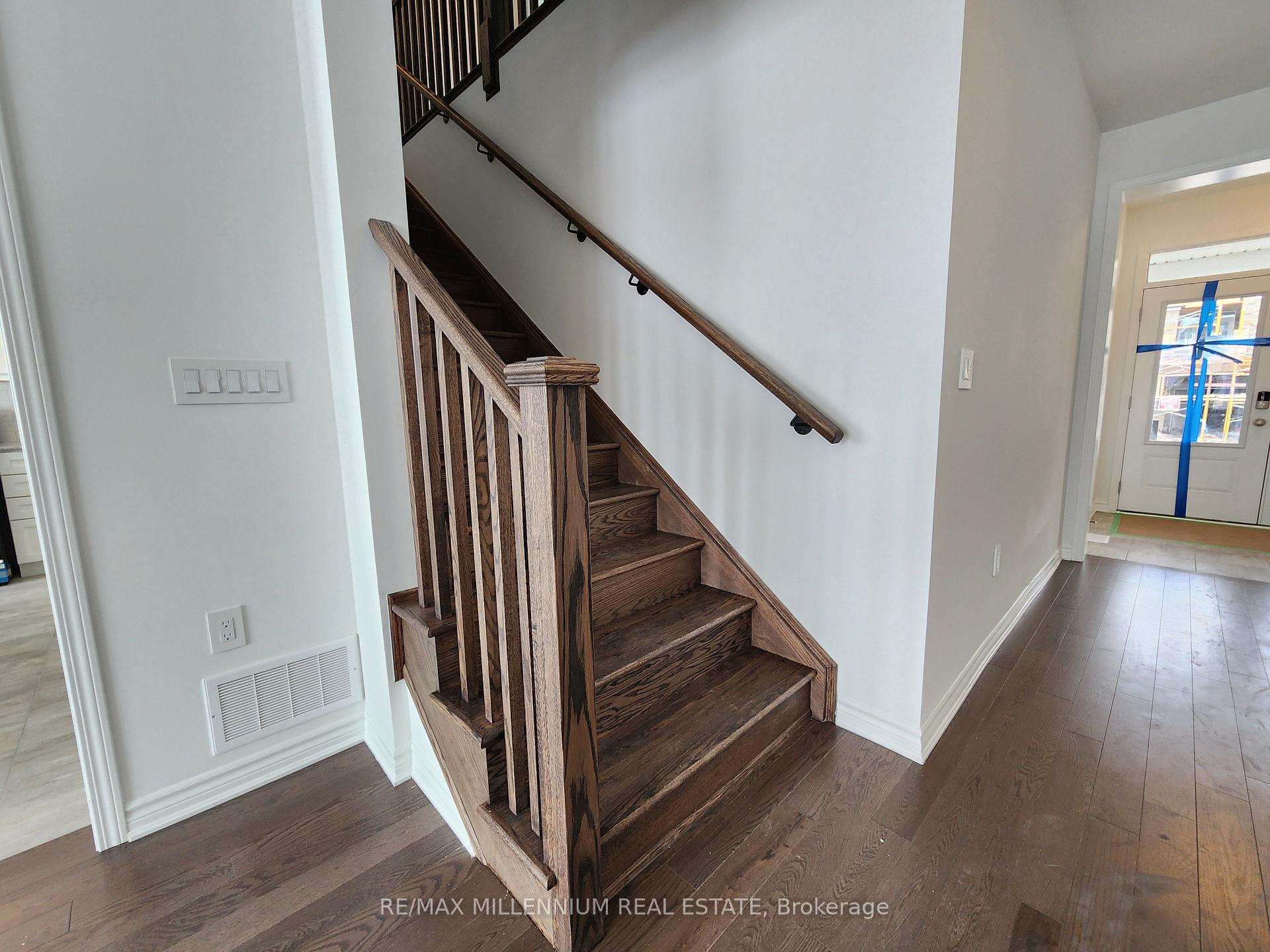 Photo 13 of 65 Ennerdale Street, Barrie, Rural Barrie Southwest — HOMEH