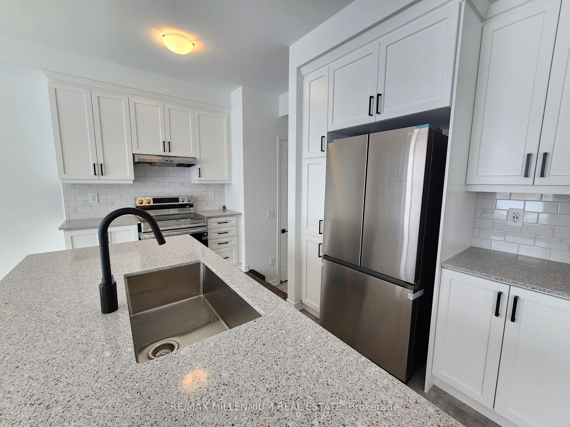 Photo 10 of 65 Ennerdale Street, Barrie, Rural Barrie Southwest — HOMEH