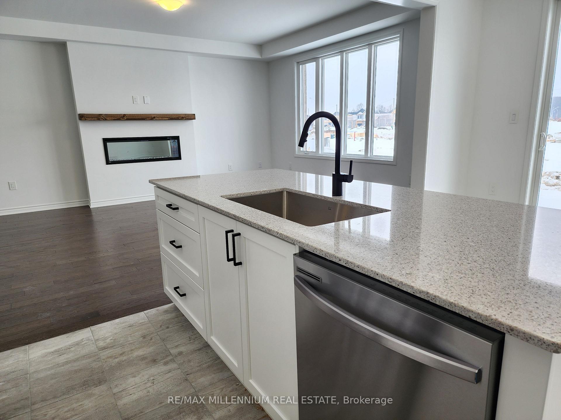 Photo 9 of 65 Ennerdale Street, Barrie, Rural Barrie Southwest — HOMEH