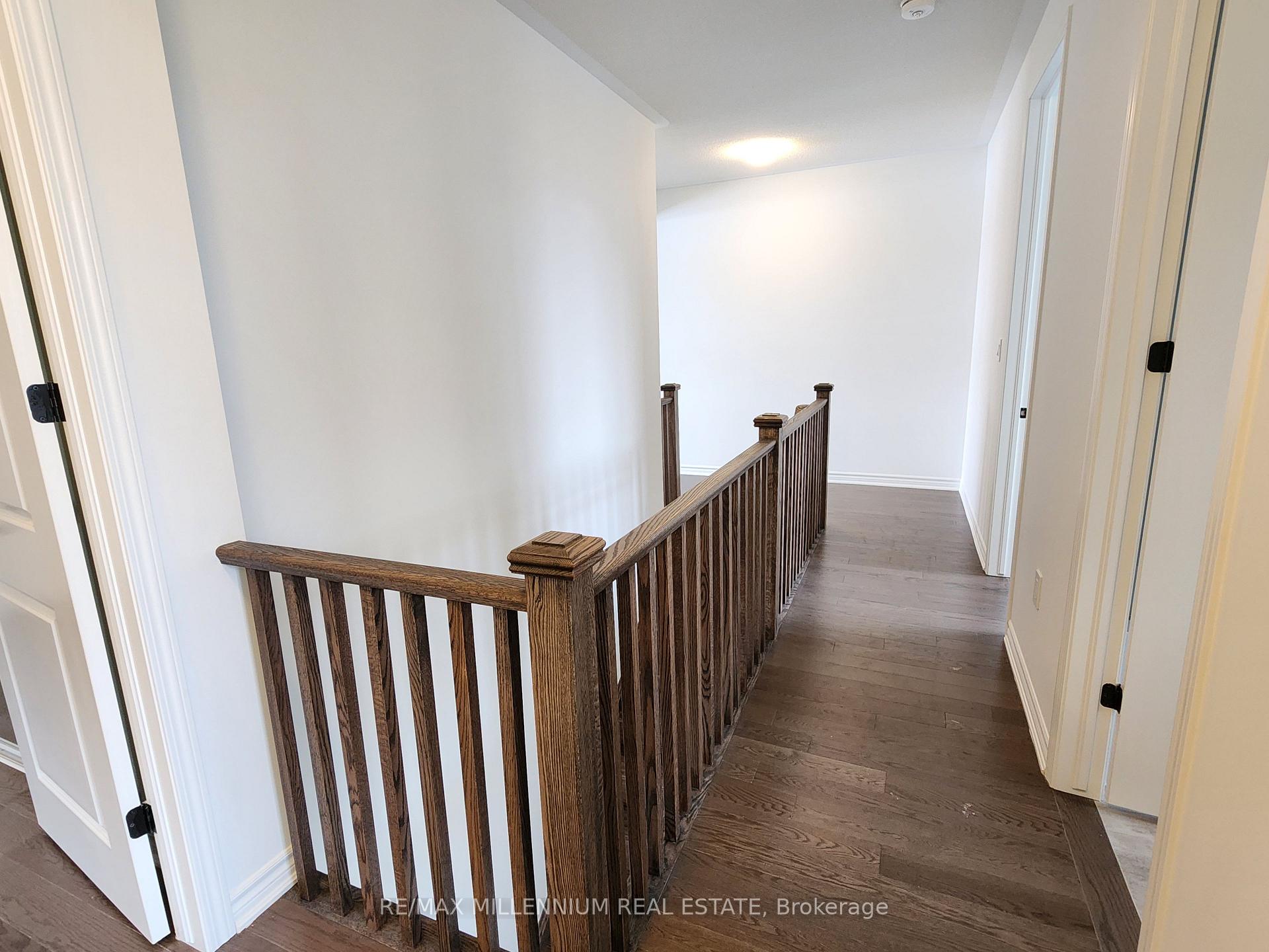 Photo 5 of 65 Ennerdale Street, Barrie, Rural Barrie Southwest — HOMEH