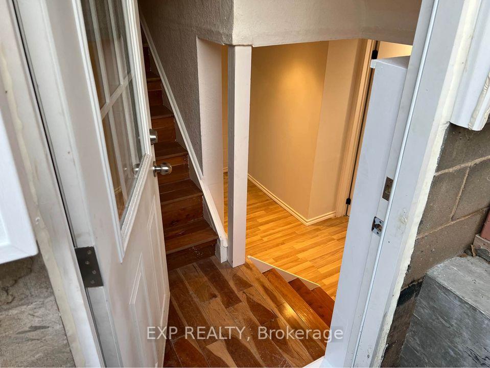 Photo 5 of 187 Nash Road N, Hamilton, Kentley — HOMEH