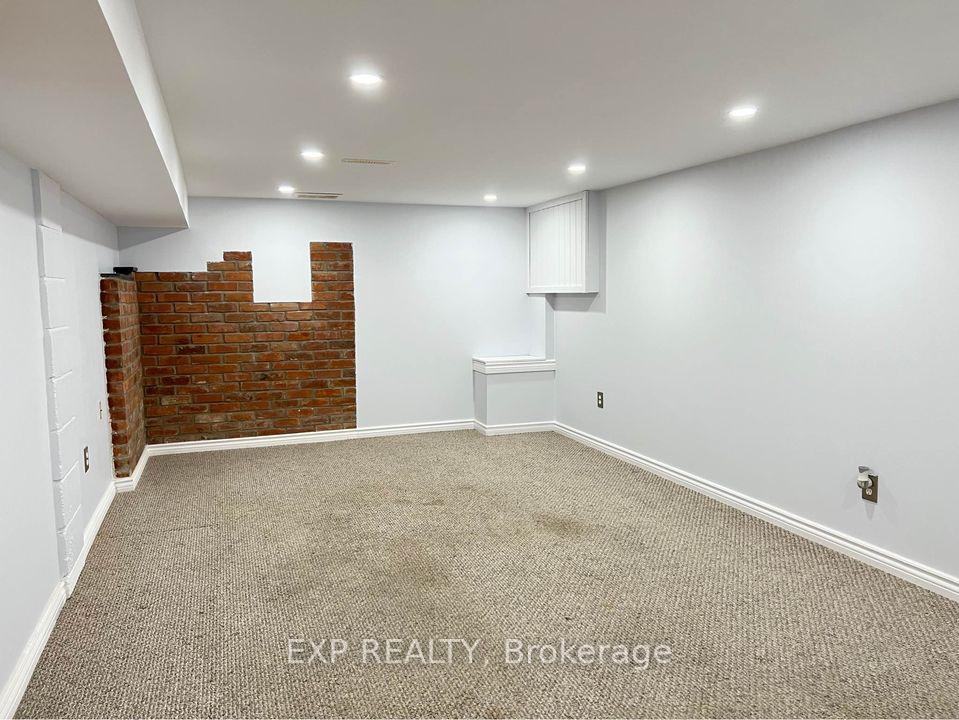 Photo 4 of 187 Nash Road N, Hamilton, Kentley — HOMEH