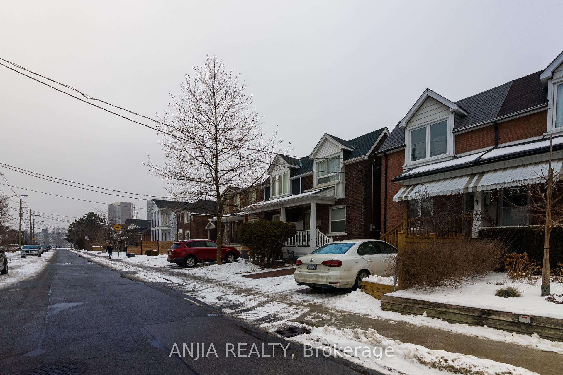 Photo 13 of Unit Bsmt, 25 Sibley Avenue, Toronto, Crescent Town — HOMEH