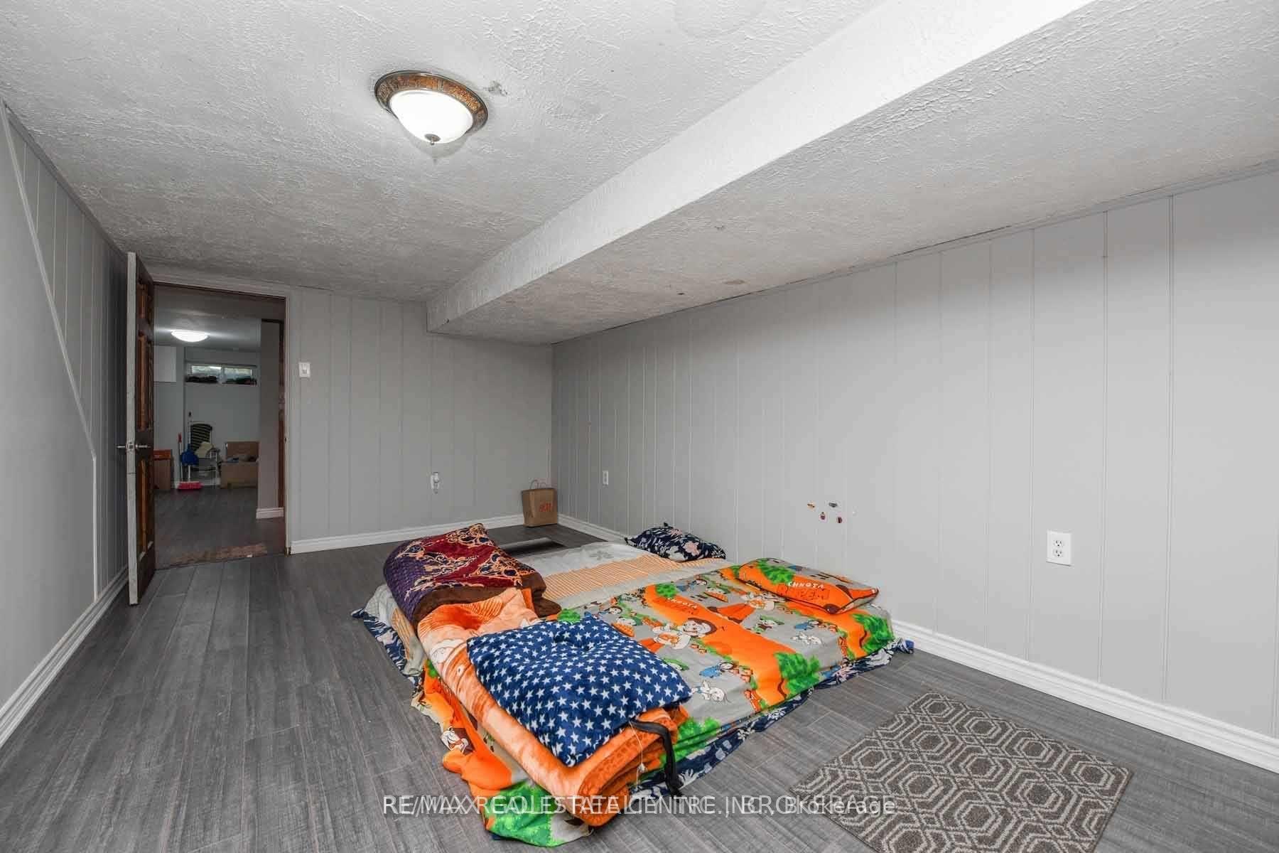 Photo 6 of 27 Drury (basement) Crescent, Brampton, Southgate — HOMEH
