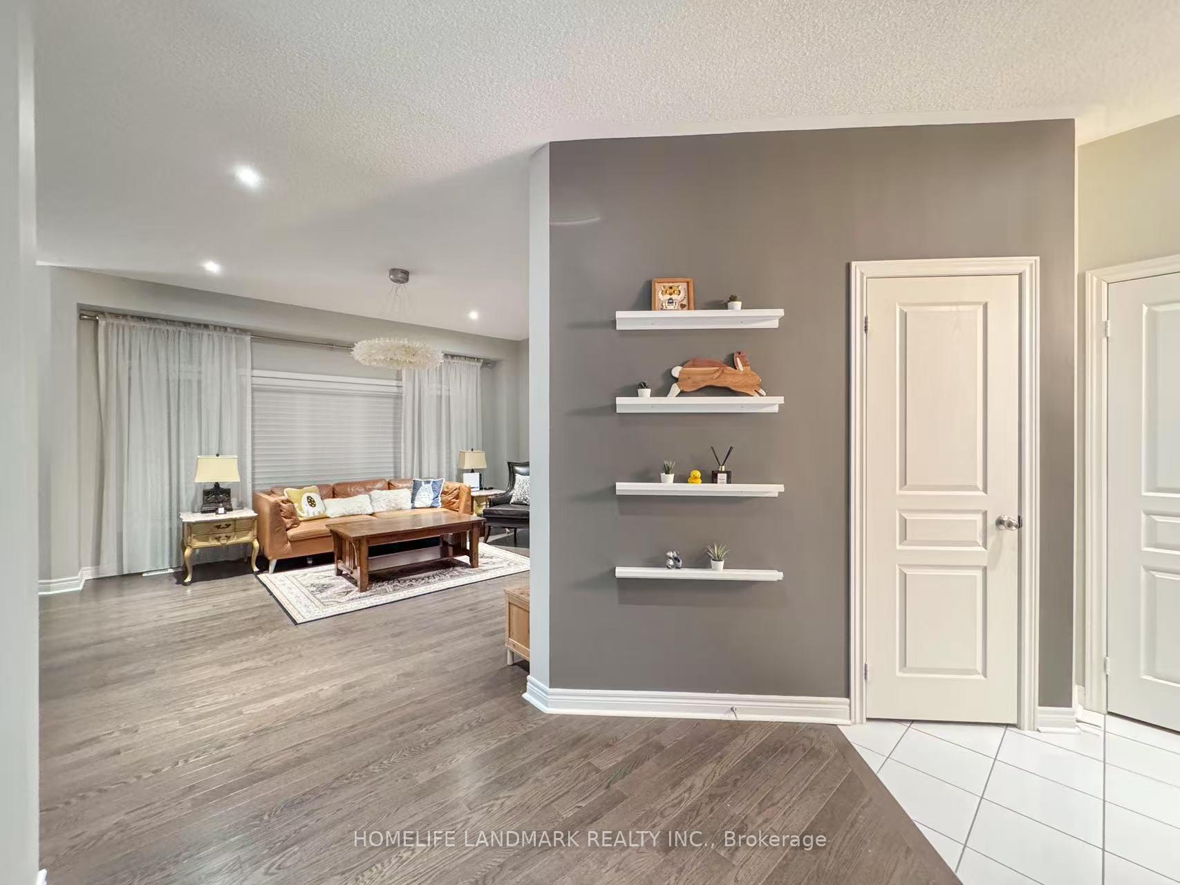 Photo 8 of Unit main, 7 Benton Drive, Markham, Cornell — HOMEH