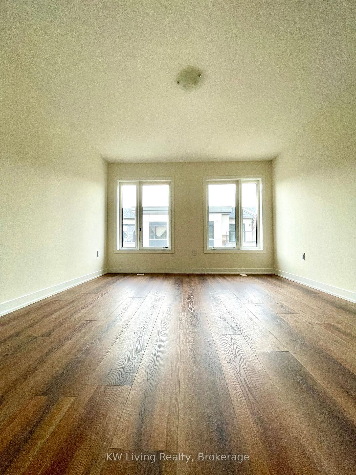 Photo 10 of Unit 1105, 1695 Dersan Street, Pickering, Duffin Heights — HOMEH