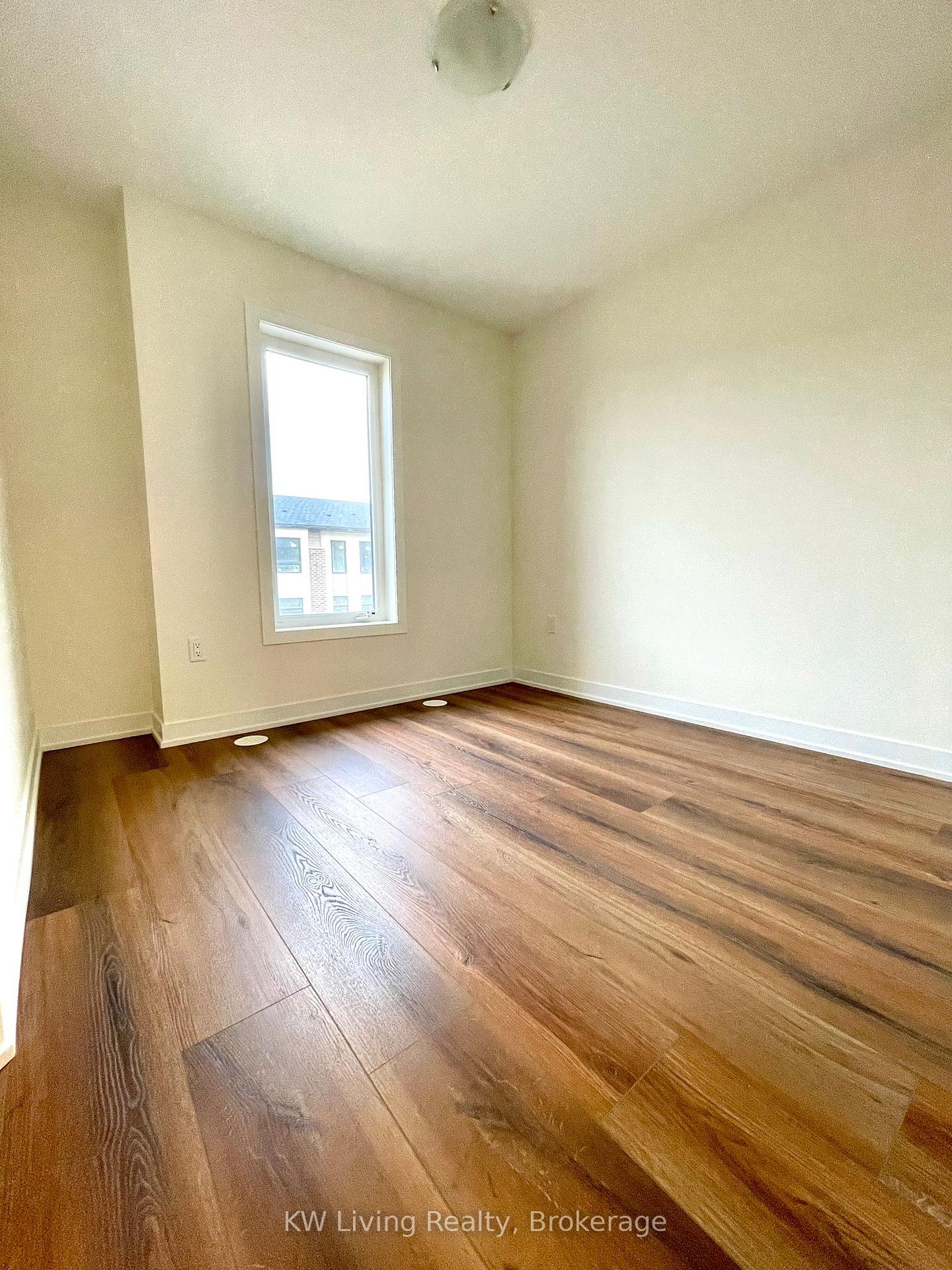 Photo 3 of Unit 1105, 1695 Dersan Street, Pickering, Duffin Heights — HOMEH