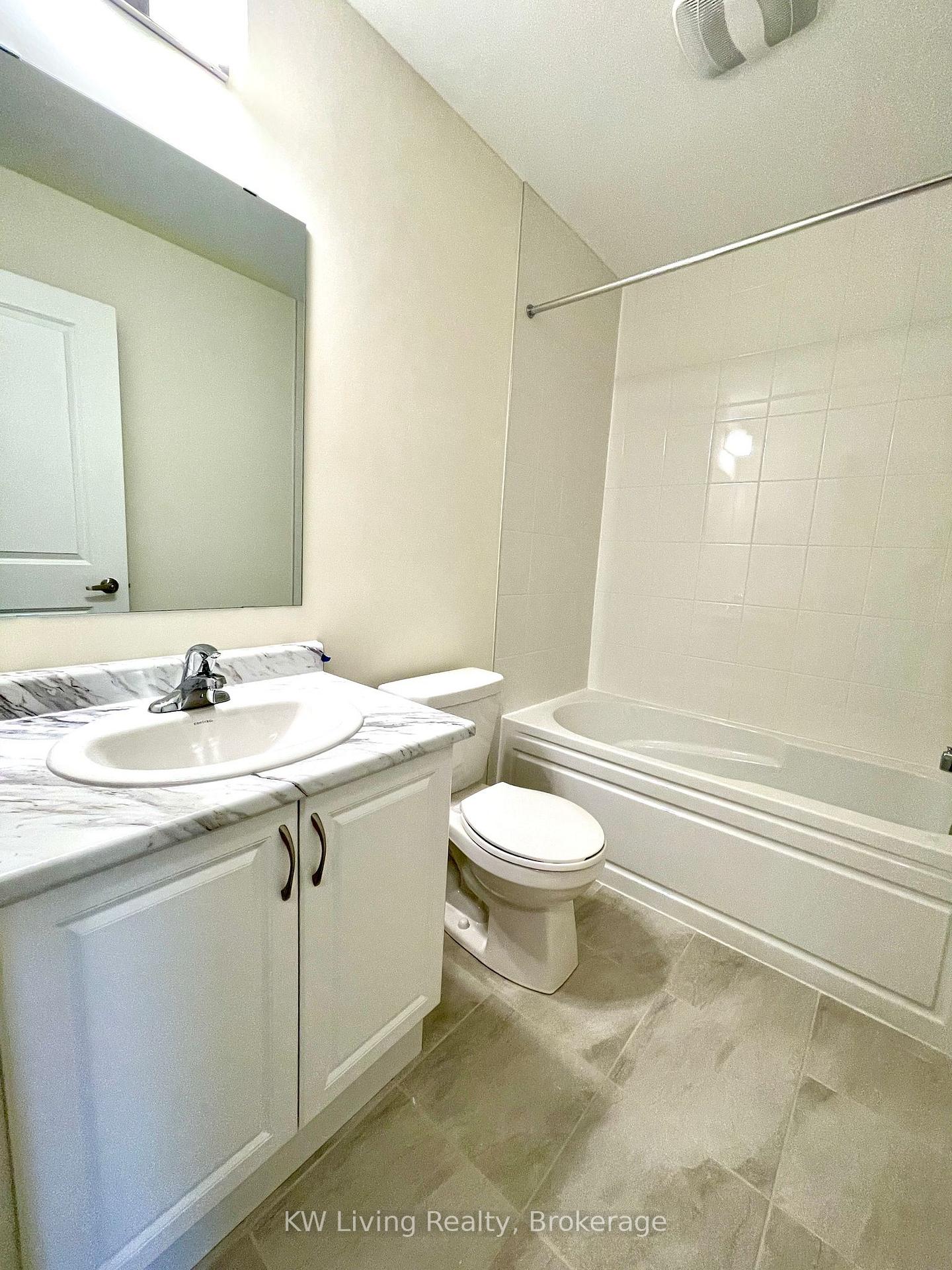 Photo 6 of Unit 1105, 1695 Dersan Street, Pickering, Duffin Heights — HOMEH