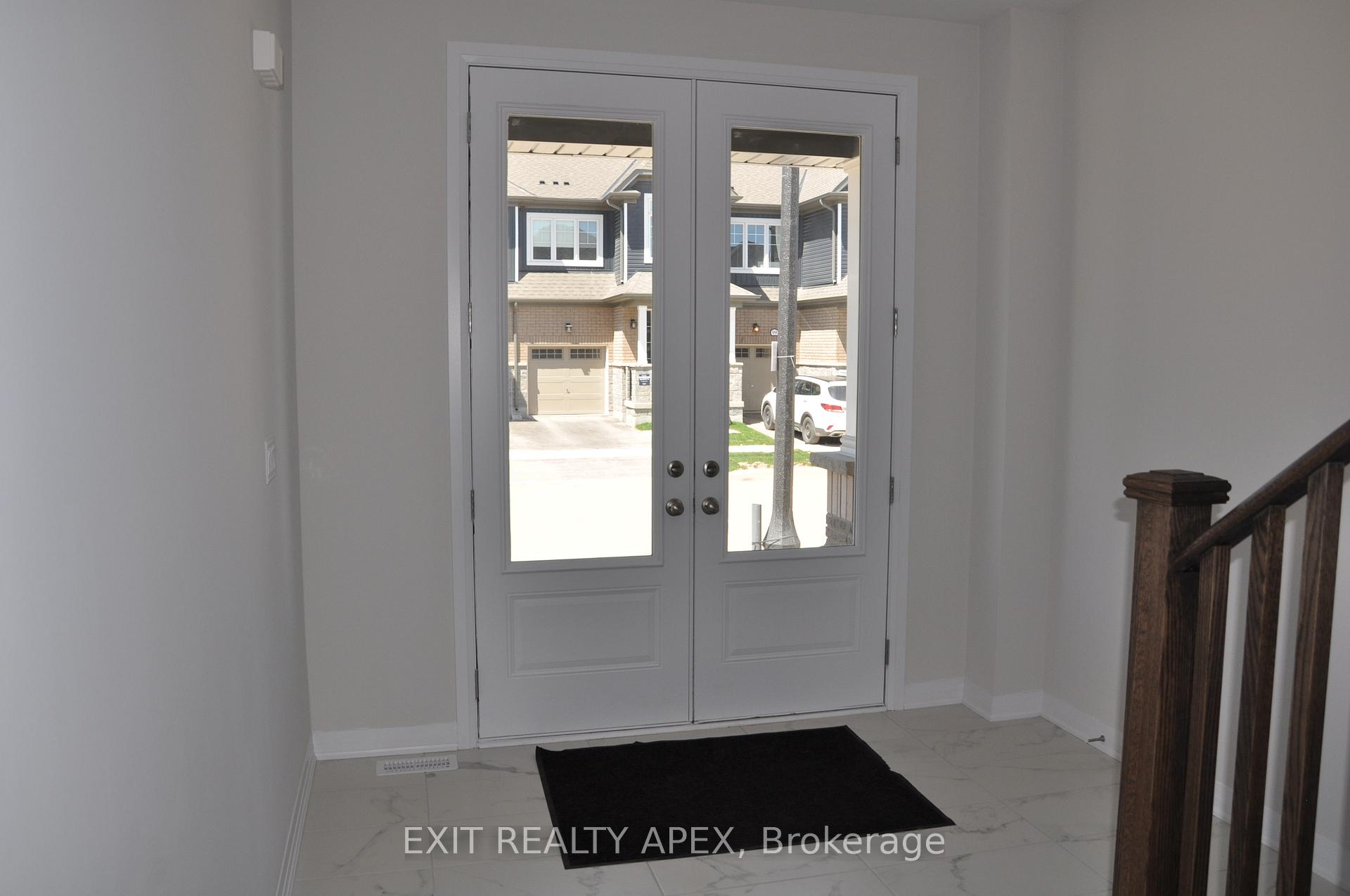 Photo 4 of 68 Conboy Drive, Erin — HOMEH