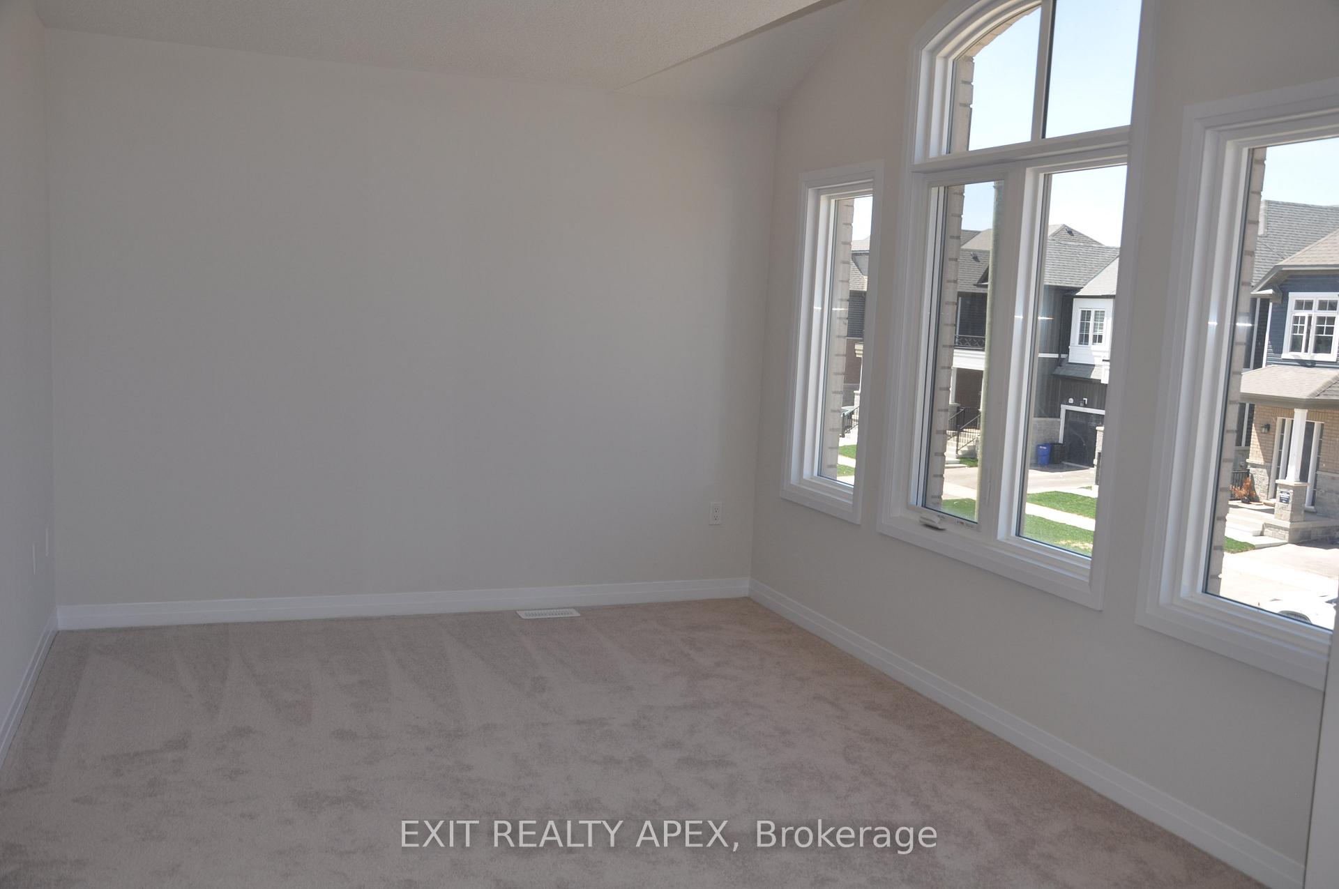 Photo 14 of 68 Conboy Drive, Erin — HOMEH