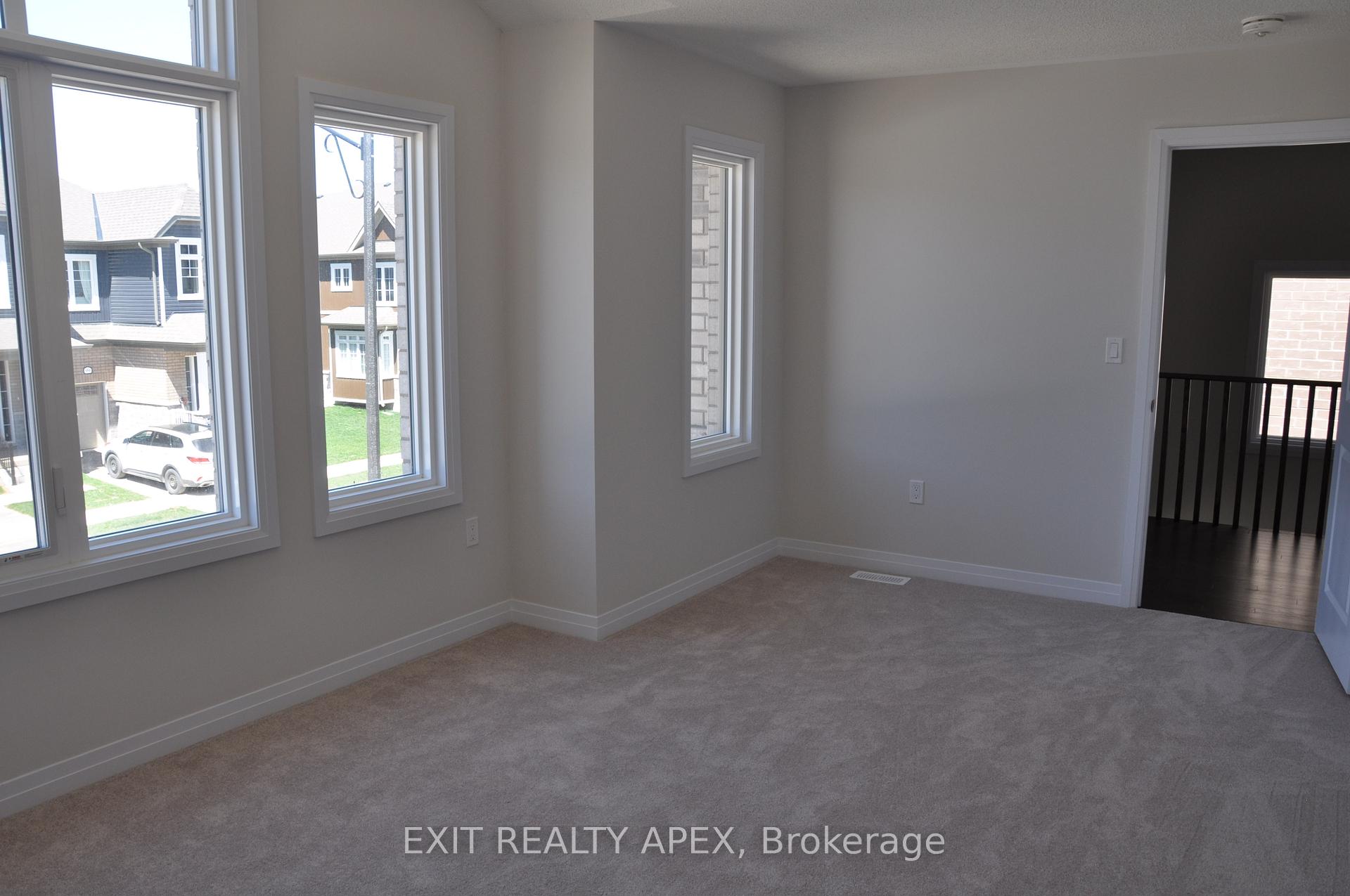 Photo 15 of 68 Conboy Drive, Erin — HOMEH