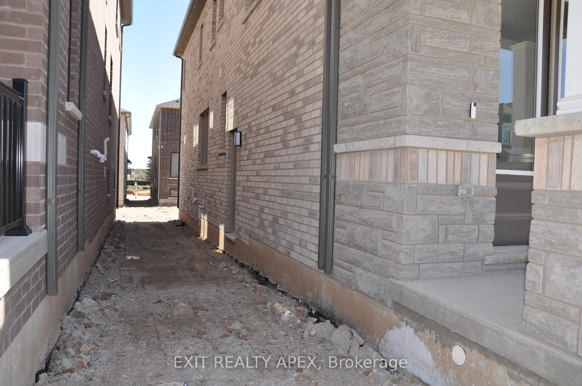 Photo 27 of 68 Conboy Drive, Erin — HOMEH