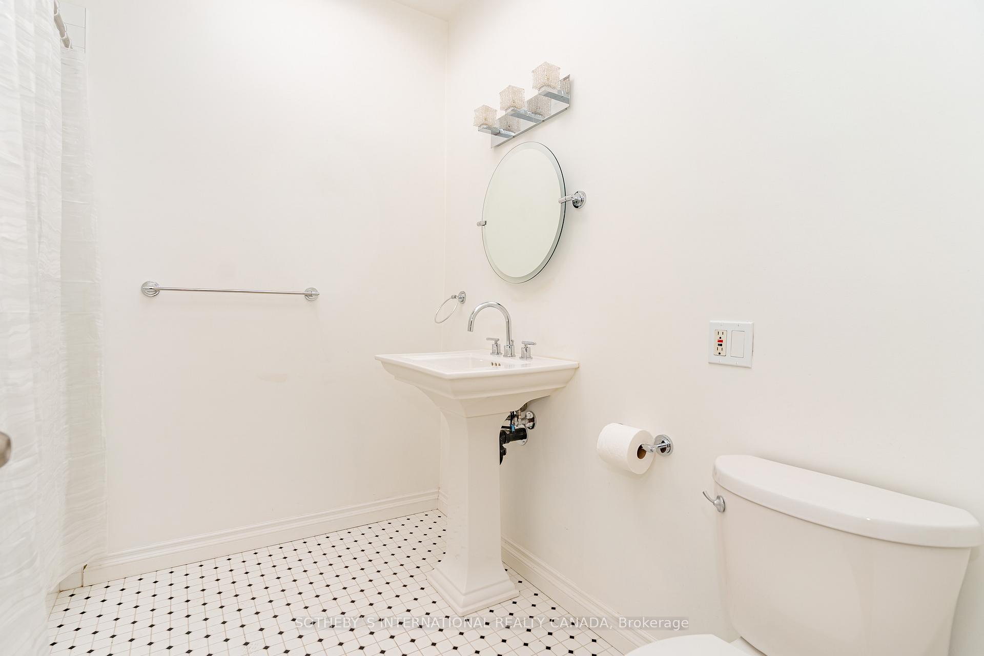 Photo 4 of Unit Unit #1, 114 Spruce Street, Toronto, Cabbagetown-South St. James Town — HOMEH
