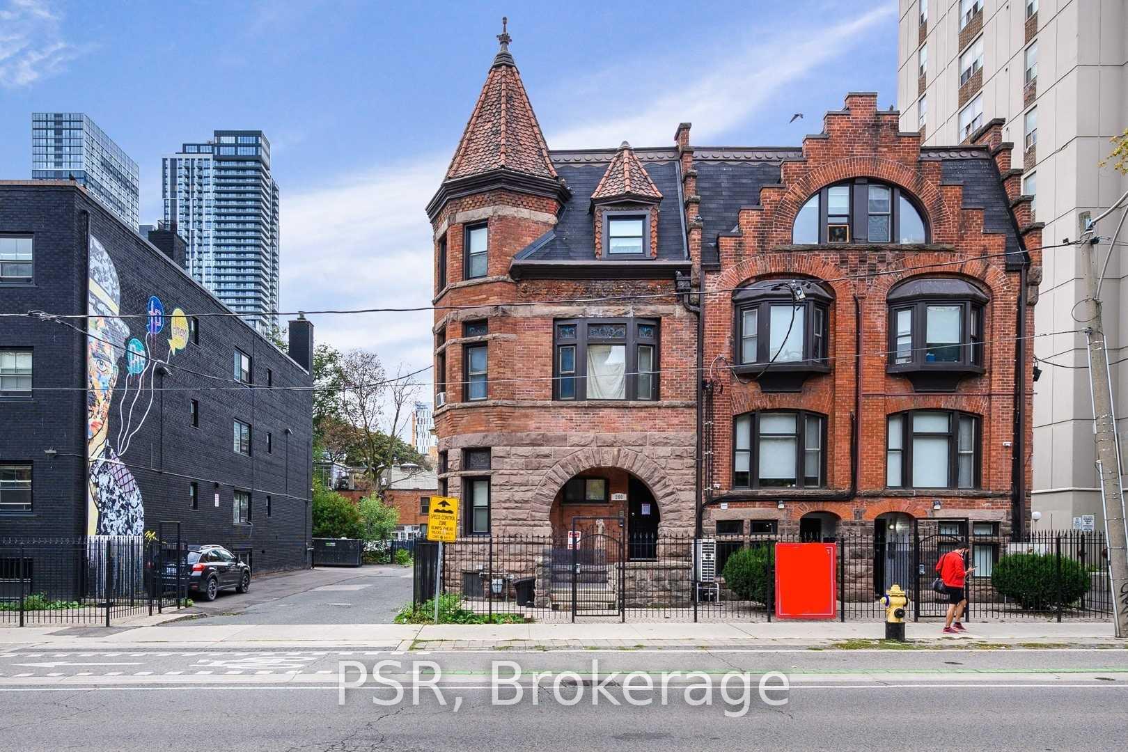 Photo 3 of Unit 10, 260 Sherbourne Street, Toronto, Moss Park — HOMEH