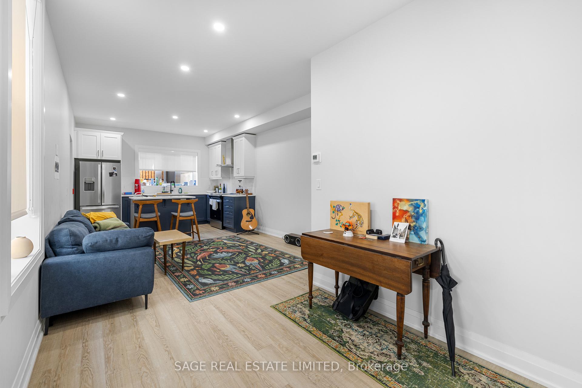 Photo 2 of Unit 2, 225 Carlton Street, Toronto, Cabbagetown-South St. James Town — HOMEH