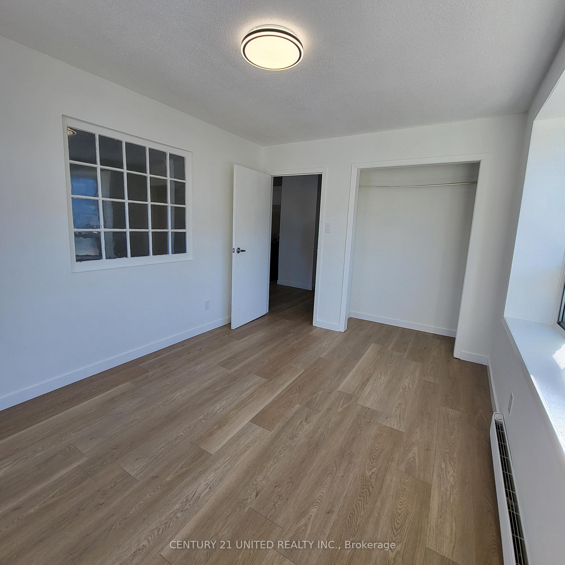 Photo 6 of Unit 8, 174.5 Hunter Street E, Peterborough, Downtown — HOMEH