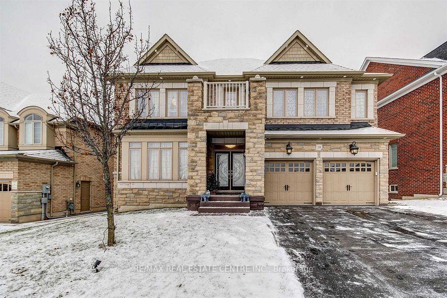 Front of Unit Bsmt, 10 Fort Williams Drive