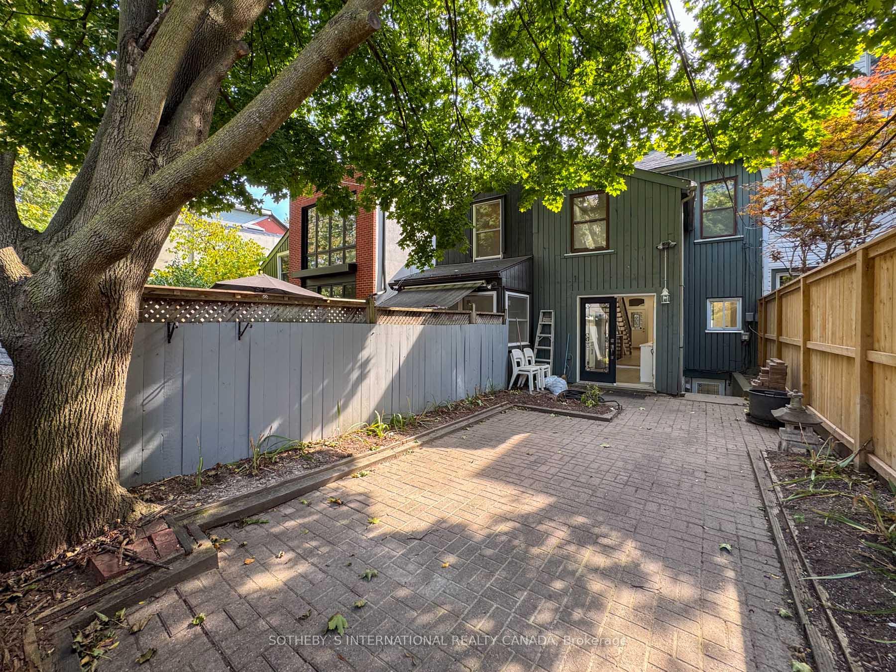 Photo 17 of 348 Wellesley Street E, Toronto, Cabbagetown-South St. James Town — HOMEH