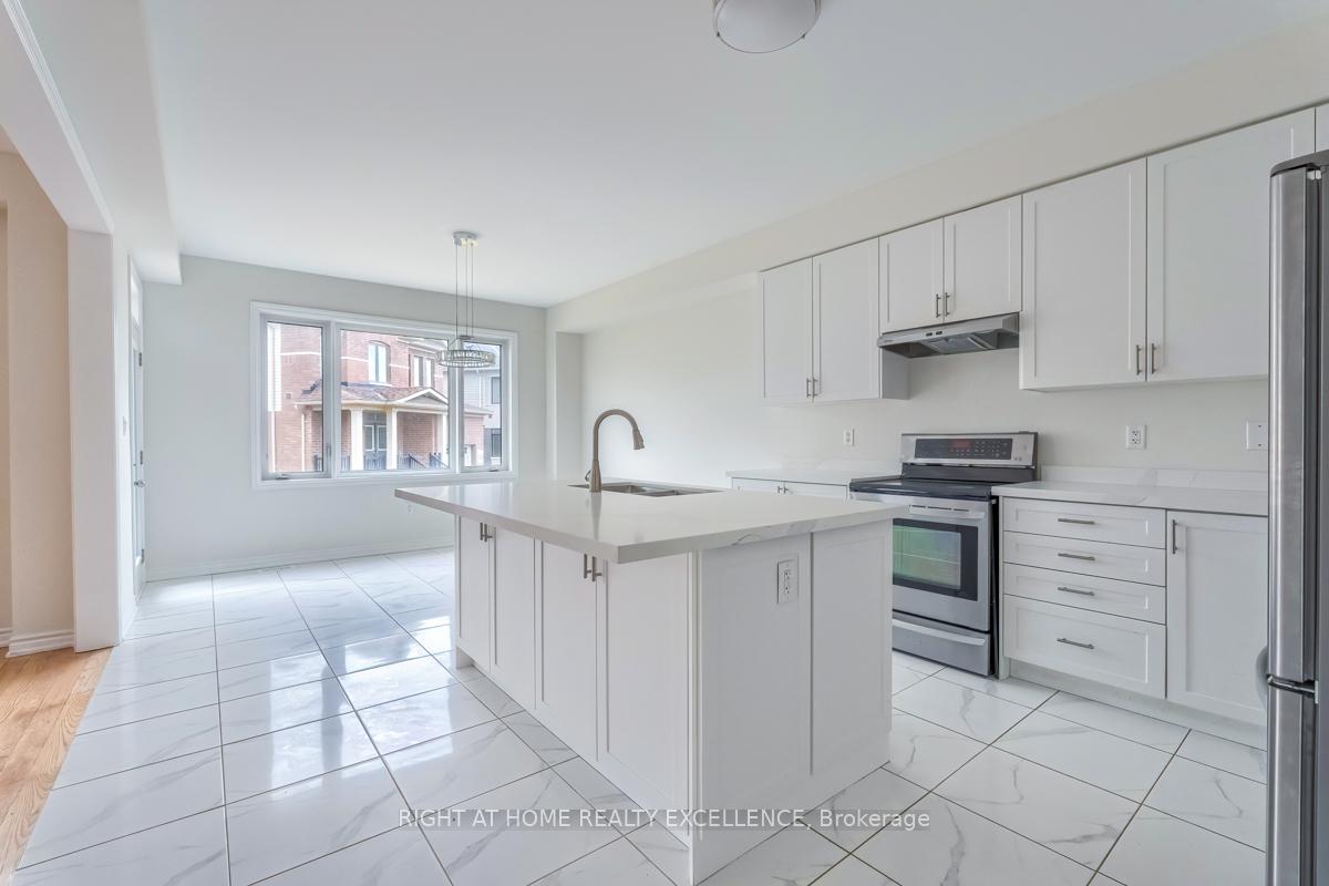 Photo 27 of 73 Nottingham Road E, Barrie, Innis-Shore — HOMEH