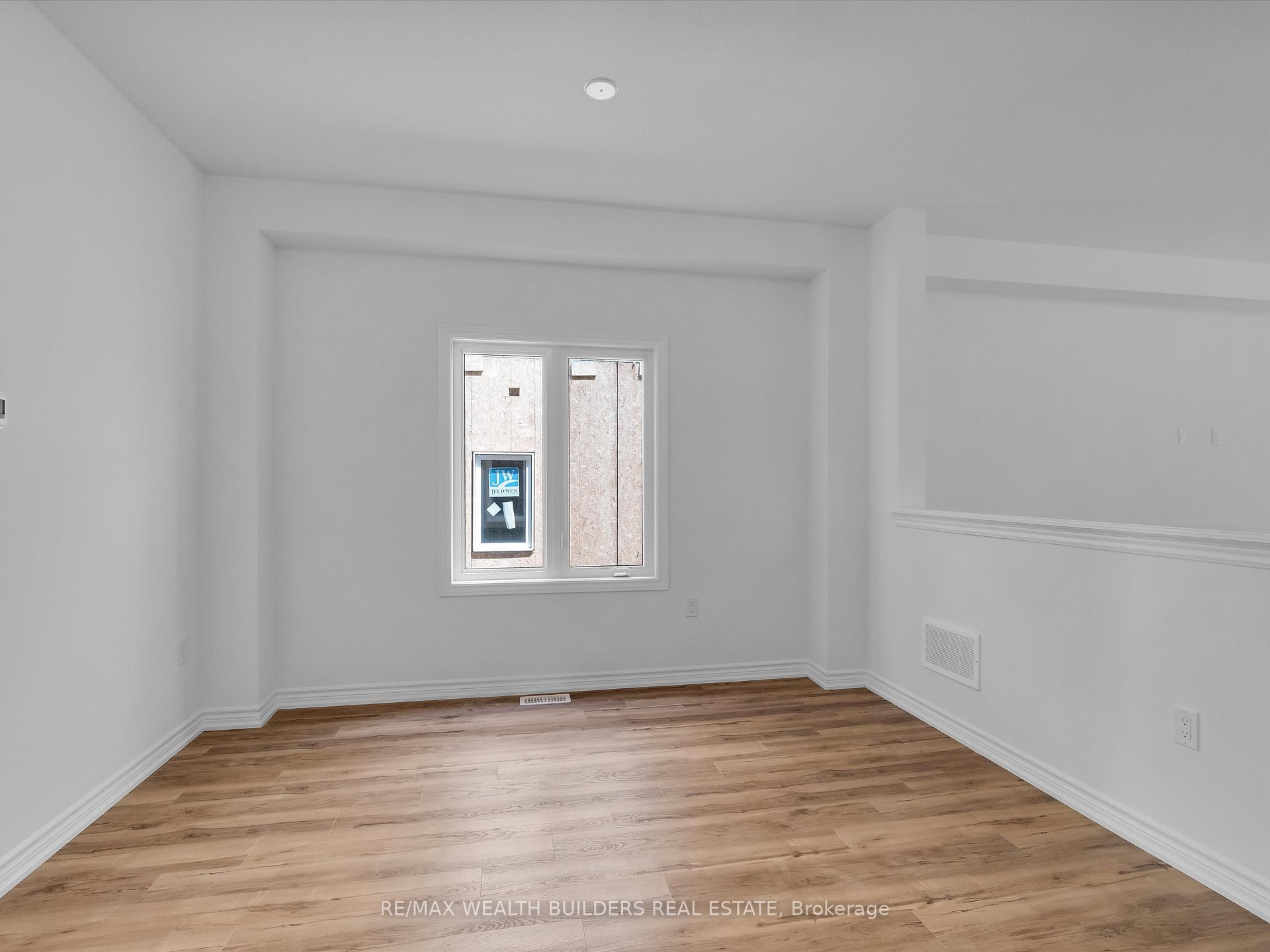 Photo 5 of 185 Mceachern Lane, Gravenhurst, Muskoka (S) — HOMEH
