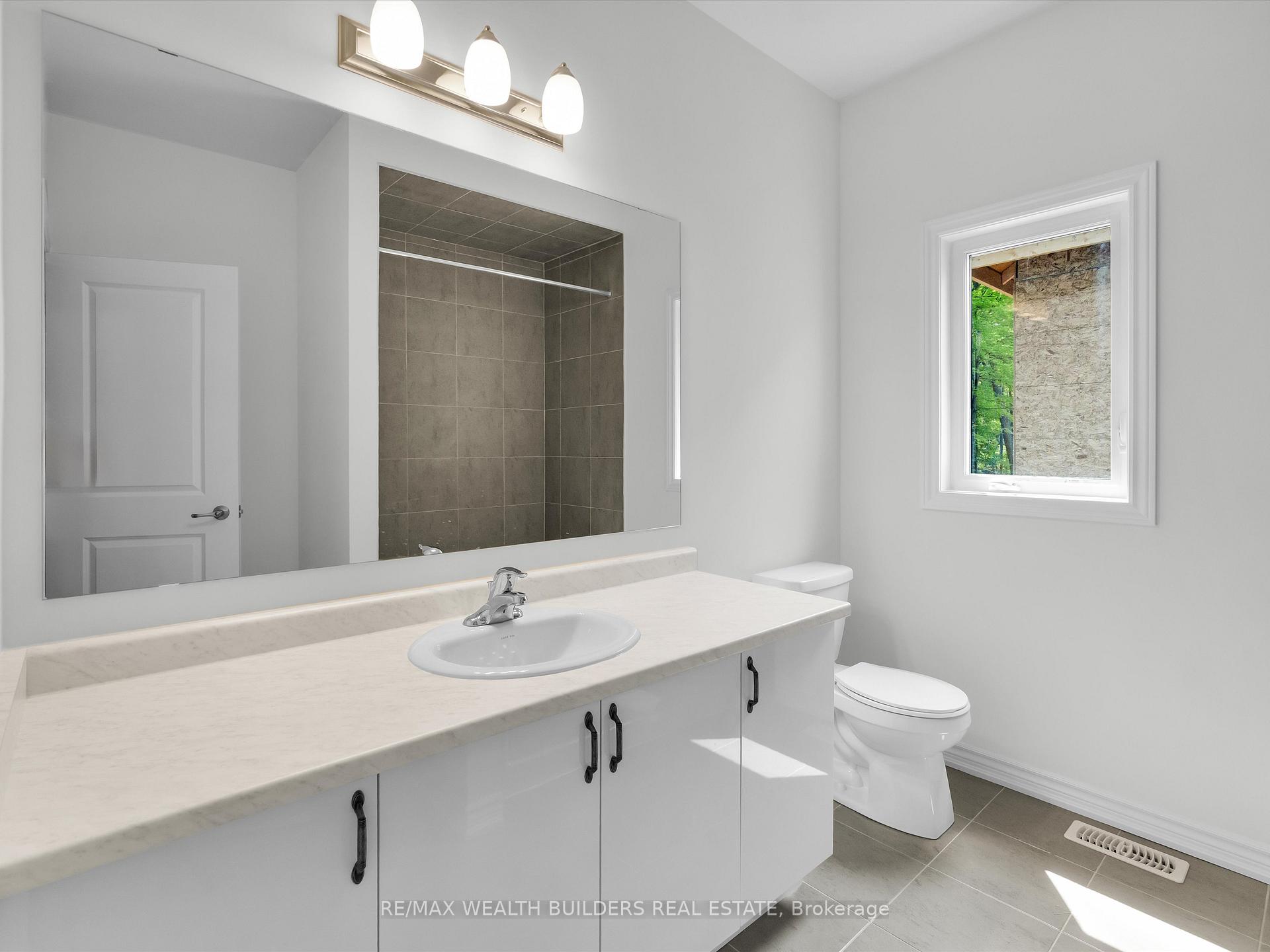 Photo 10 of 185 Mceachern Lane, Gravenhurst, Muskoka (S) — HOMEH