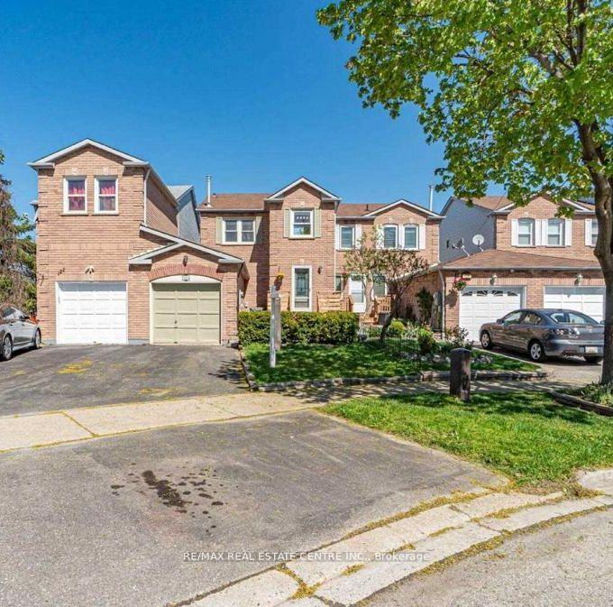 Photo 1 of 124 Cutters Crescent, Brampton, Fletcher's West — HOMEH