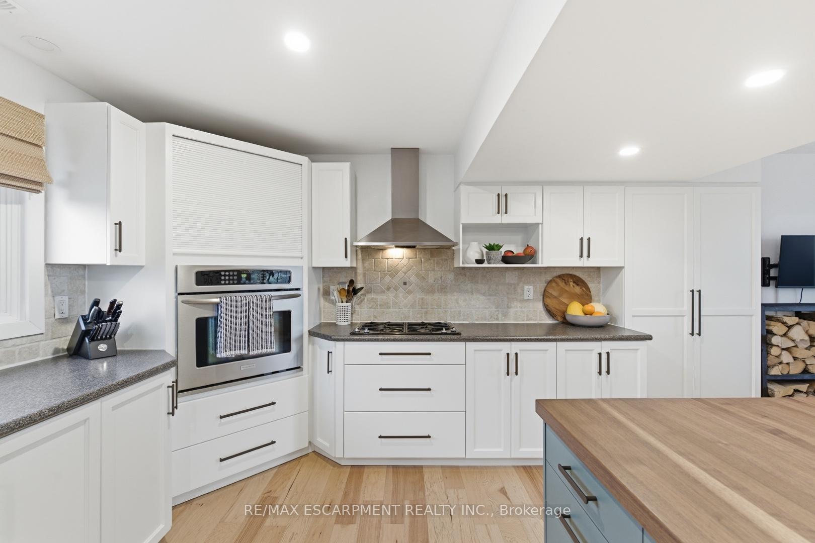Photo 10 of 3350 Highway 56, Hamilton, Rural Glanbrook — HOMEH