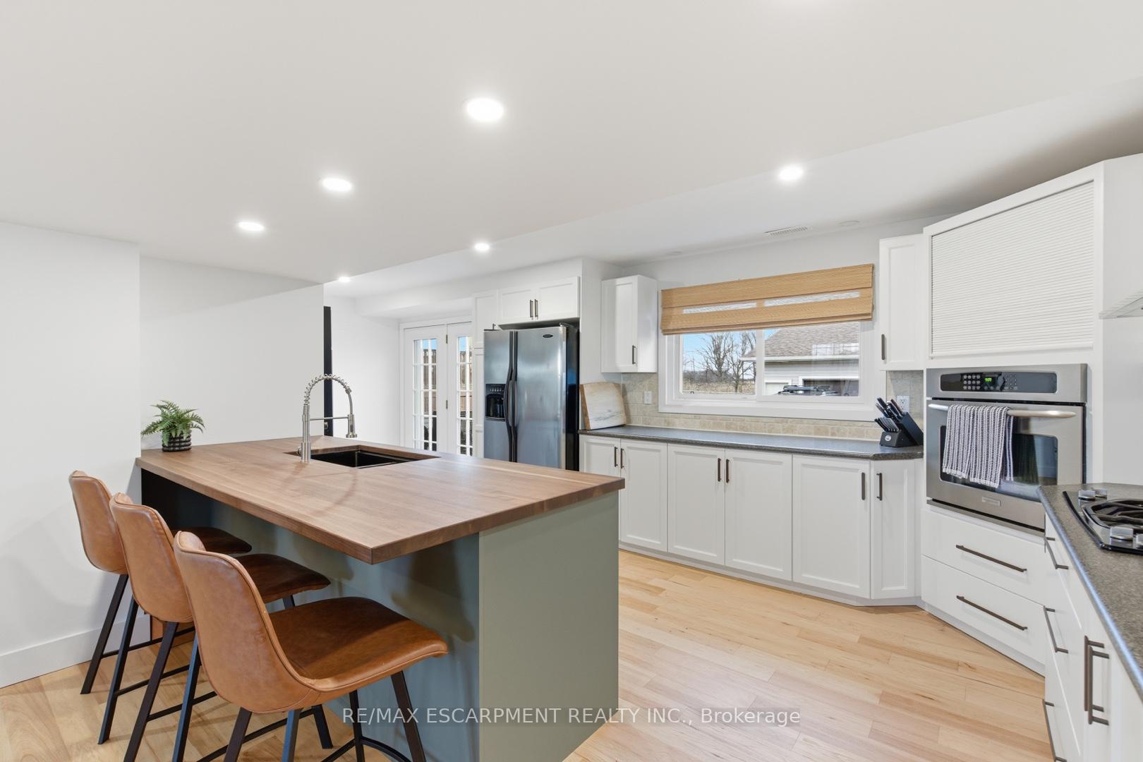 Photo 12 of 3350 Highway 56, Hamilton, Rural Glanbrook — HOMEH