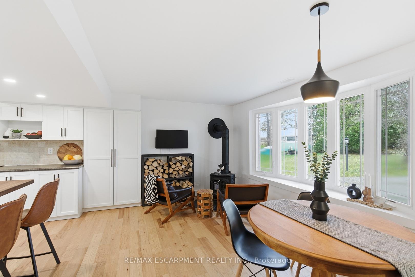 Photo 15 of 3350 Highway 56, Hamilton, Rural Glanbrook — HOMEH