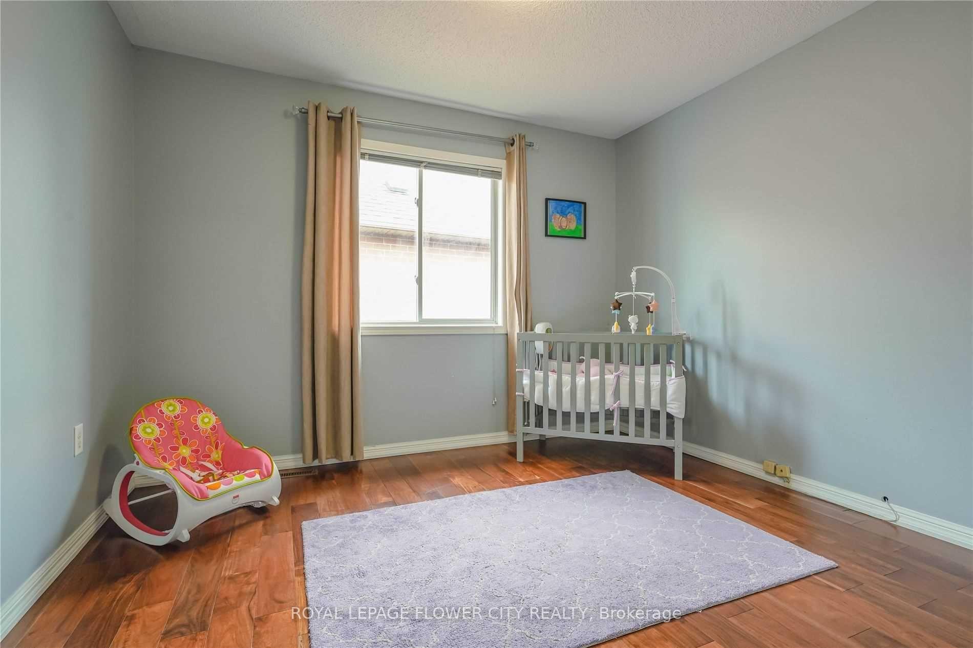 Photo 16 of Unit Main, 77 Whitwell Drive, Brampton, Vales of Castlemore — HOMEH