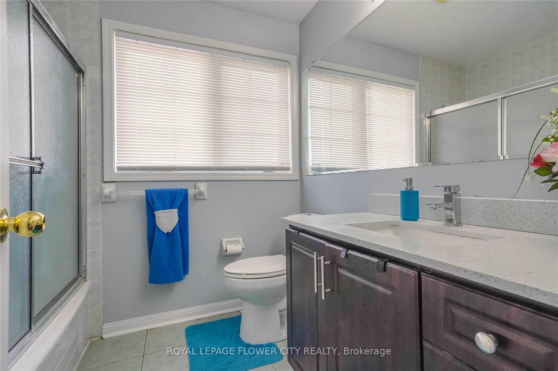 Photo 11 of Unit Main, 77 Whitwell Drive, Brampton, Vales of Castlemore — HOMEH