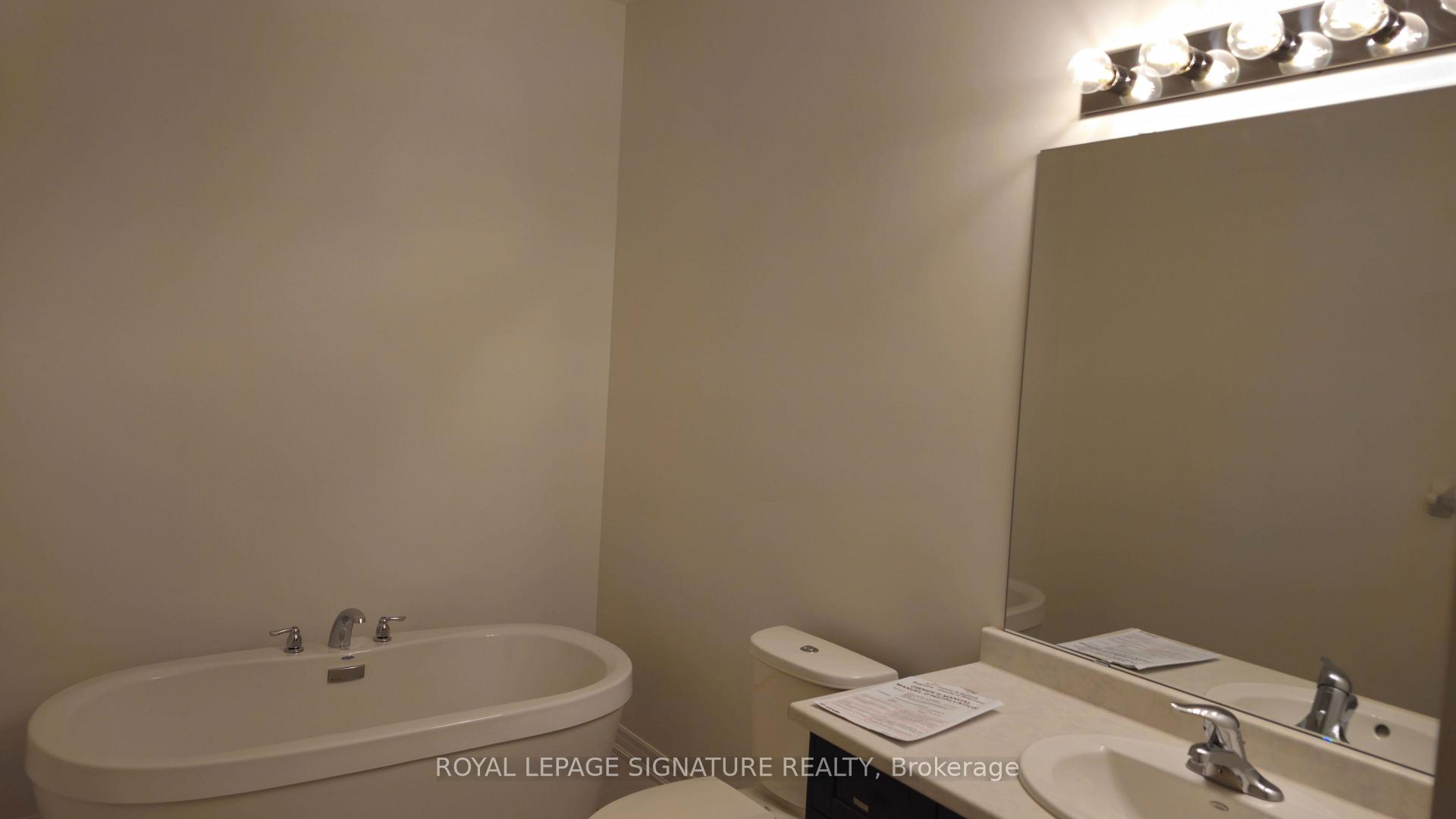 Photo 13 of Unit Upper, 72 Singhampton Road, Vaughan, Kleinburg — HOMEH