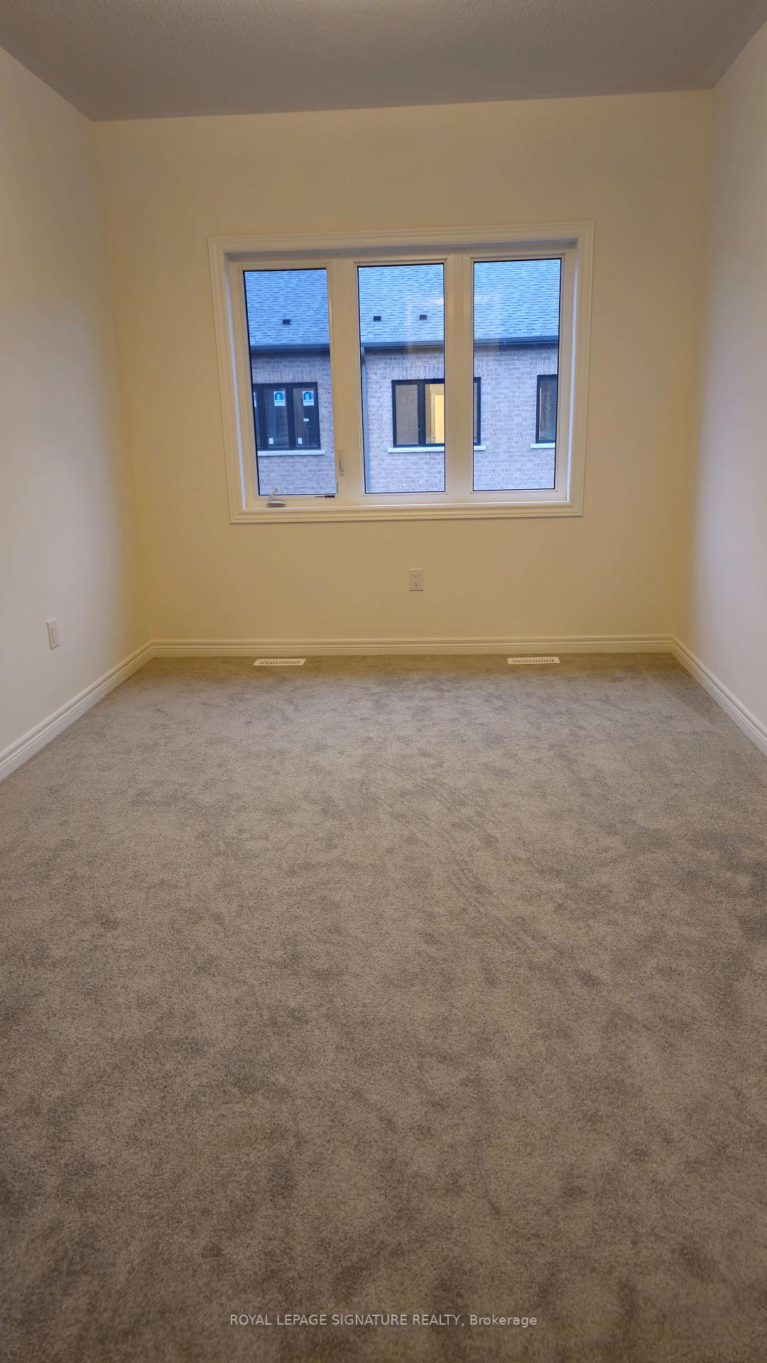 Photo 19 of Unit Upper, 72 Singhampton Road, Vaughan, Kleinburg — HOMEH