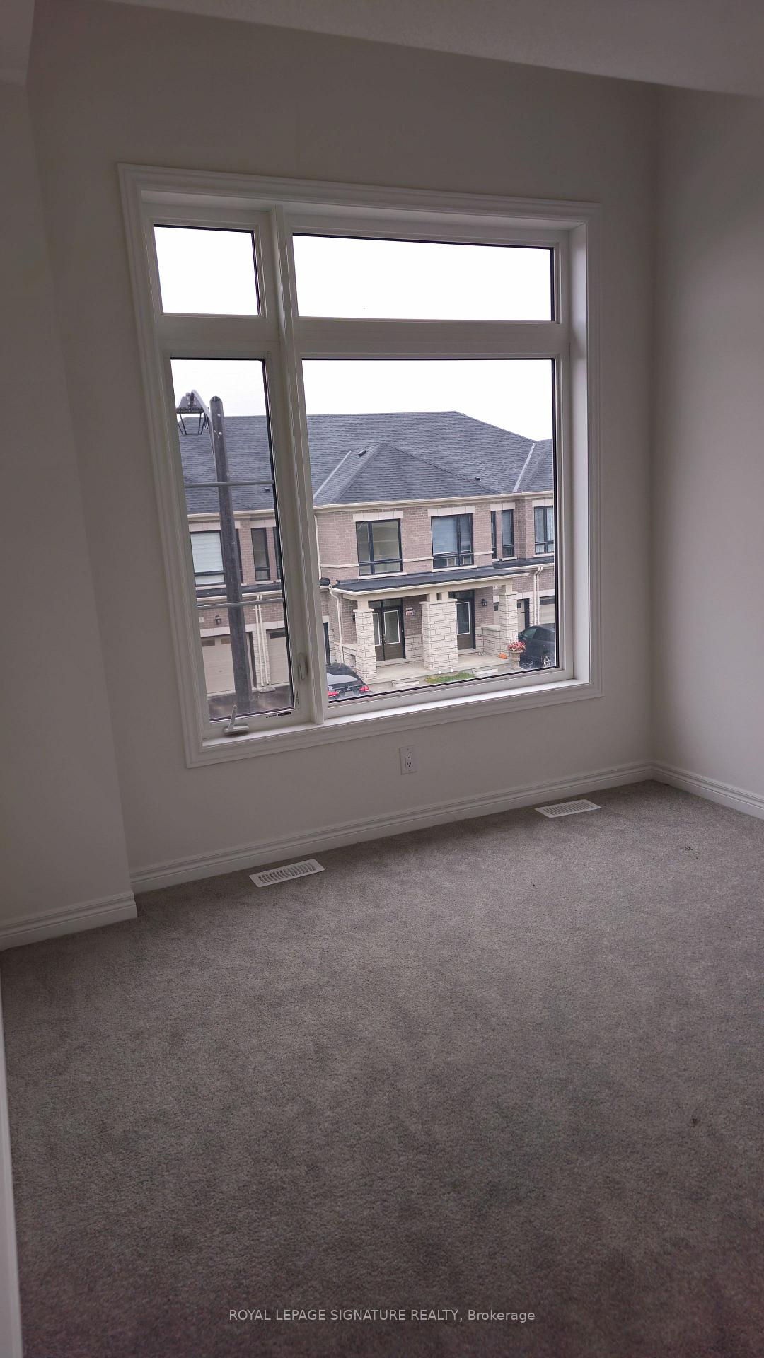 Photo 14 of Unit Upper, 72 Singhampton Road, Vaughan, Kleinburg — HOMEH