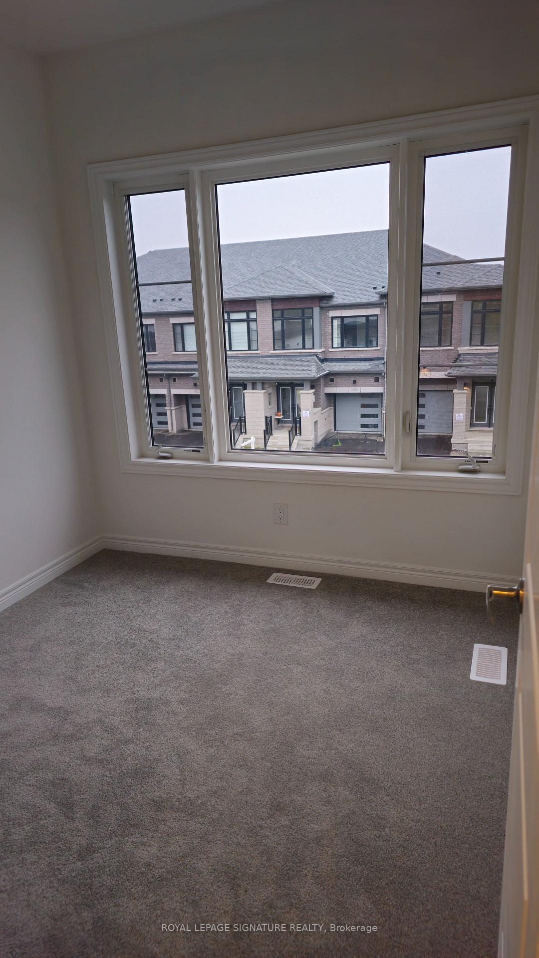 Photo 17 of Unit Upper, 72 Singhampton Road, Vaughan, Kleinburg — HOMEH
