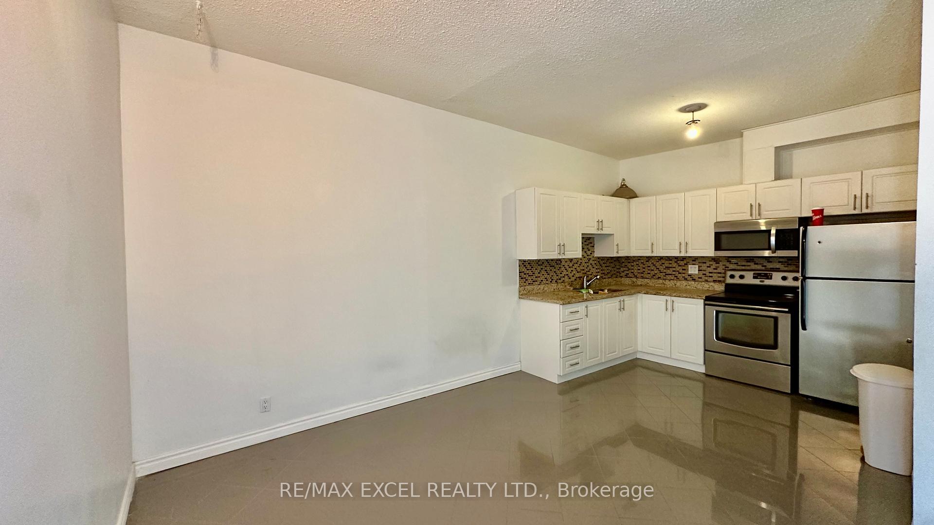 Photo 7 of Unit 3w, 484 Bloor Street, Toronto, The Annex — HOMEH
