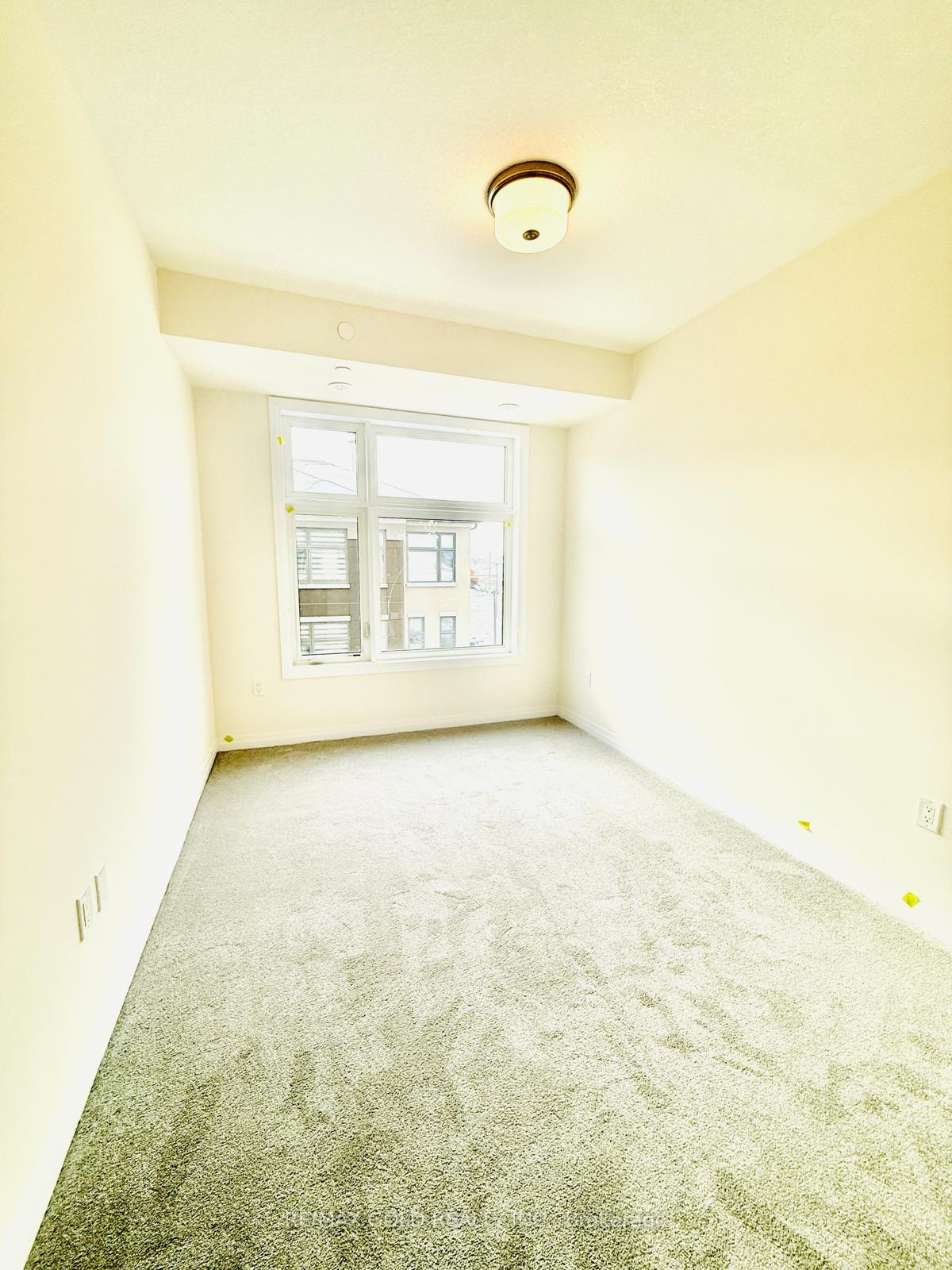 Photo 4 of Unit 38, 35 Fieldridge Crescent, Brampton, Sandringham-Wellington North — HOMEH