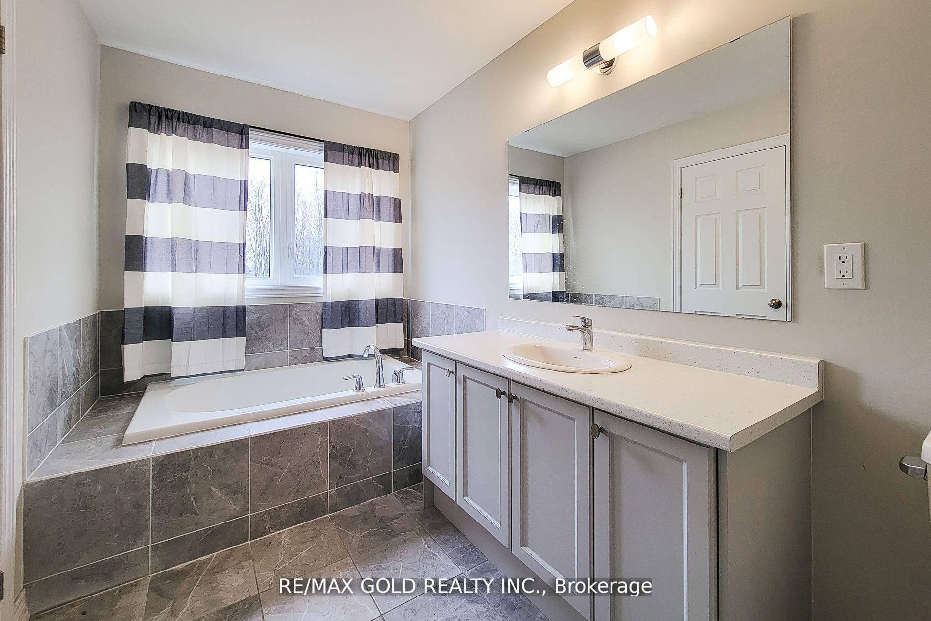 Photo 30 of Unit 18, 113 Hartley Avenue, Brant, Paris — HOMEH