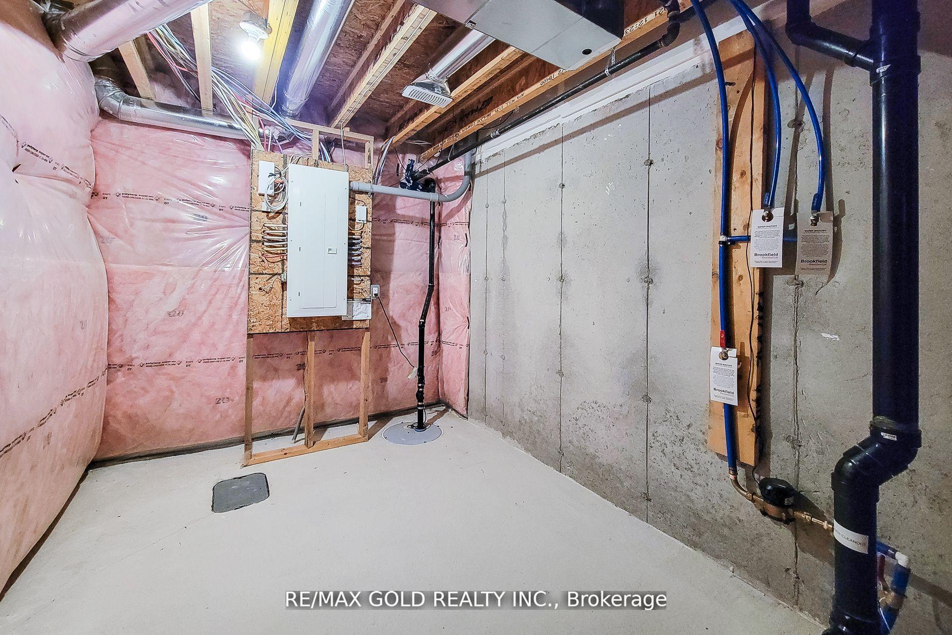 Photo 31 of Unit 18, 113 Hartley Avenue, Brant, Paris — HOMEH