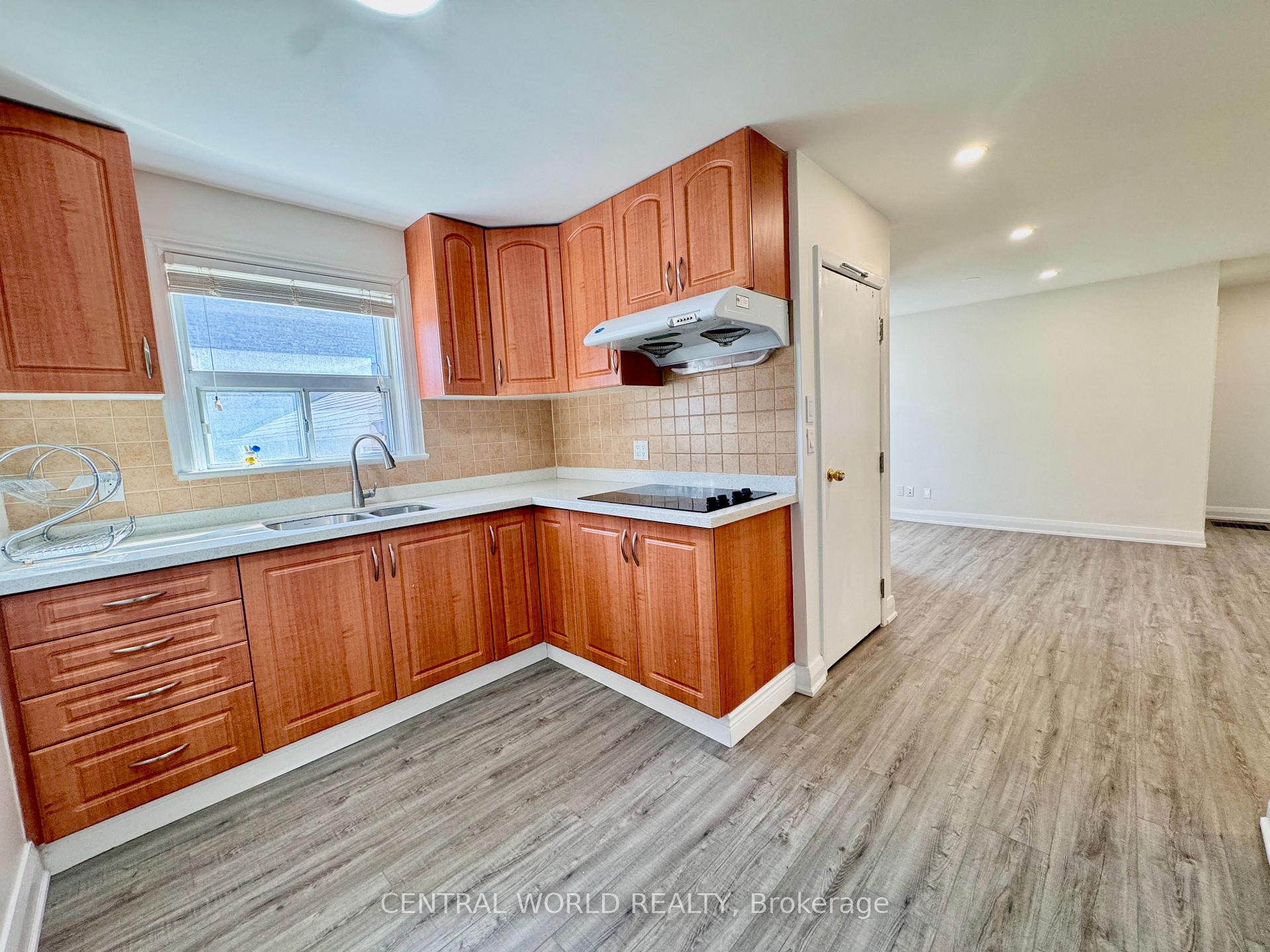Front of Unit Main, 119 Earlton Road