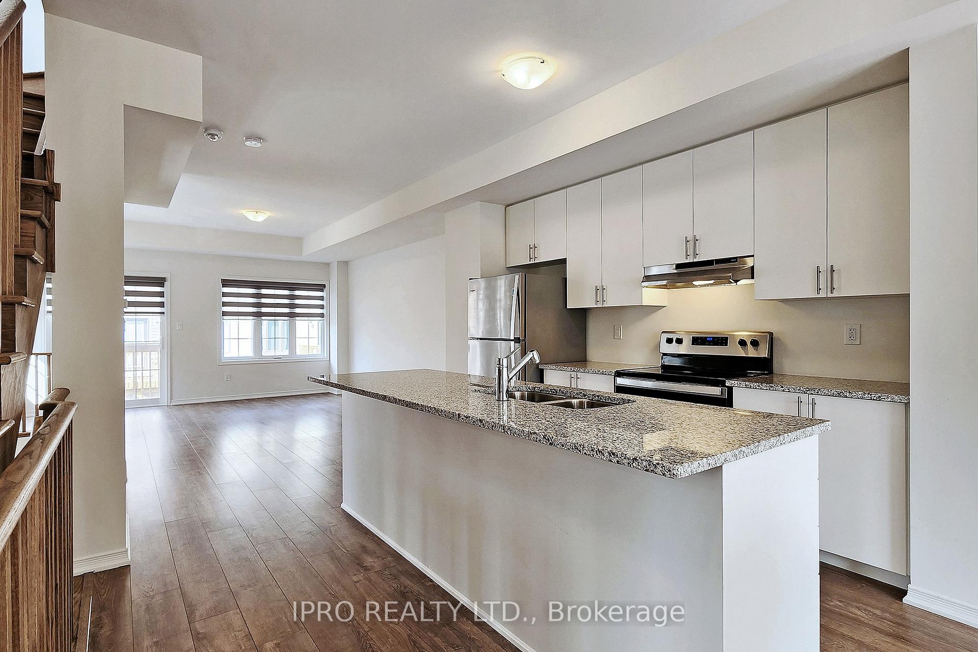 Photo 13 of Unit 114, 2550 Barbarolli Path, Oshawa, Windfields — HOMEH