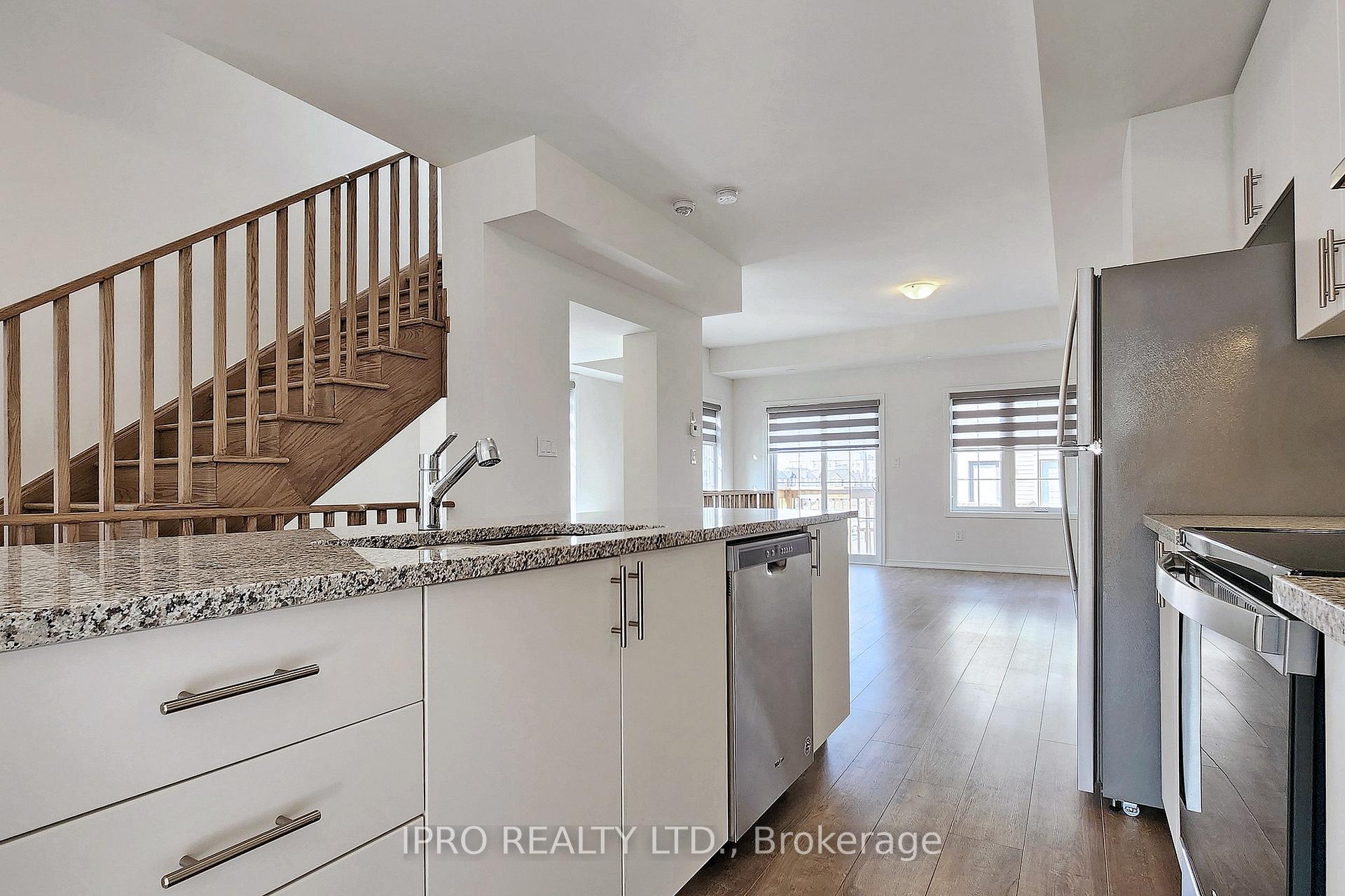 Photo 18 of Unit 114, 2550 Barbarolli Path, Oshawa, Windfields — HOMEH