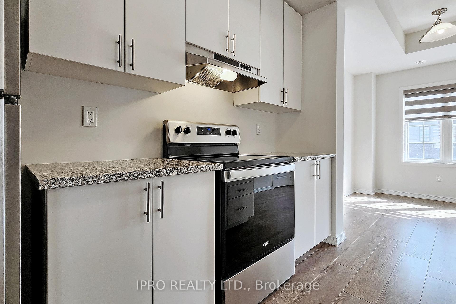 Photo 7 of Unit 114, 2550 Barbarolli Path, Oshawa, Windfields — HOMEH