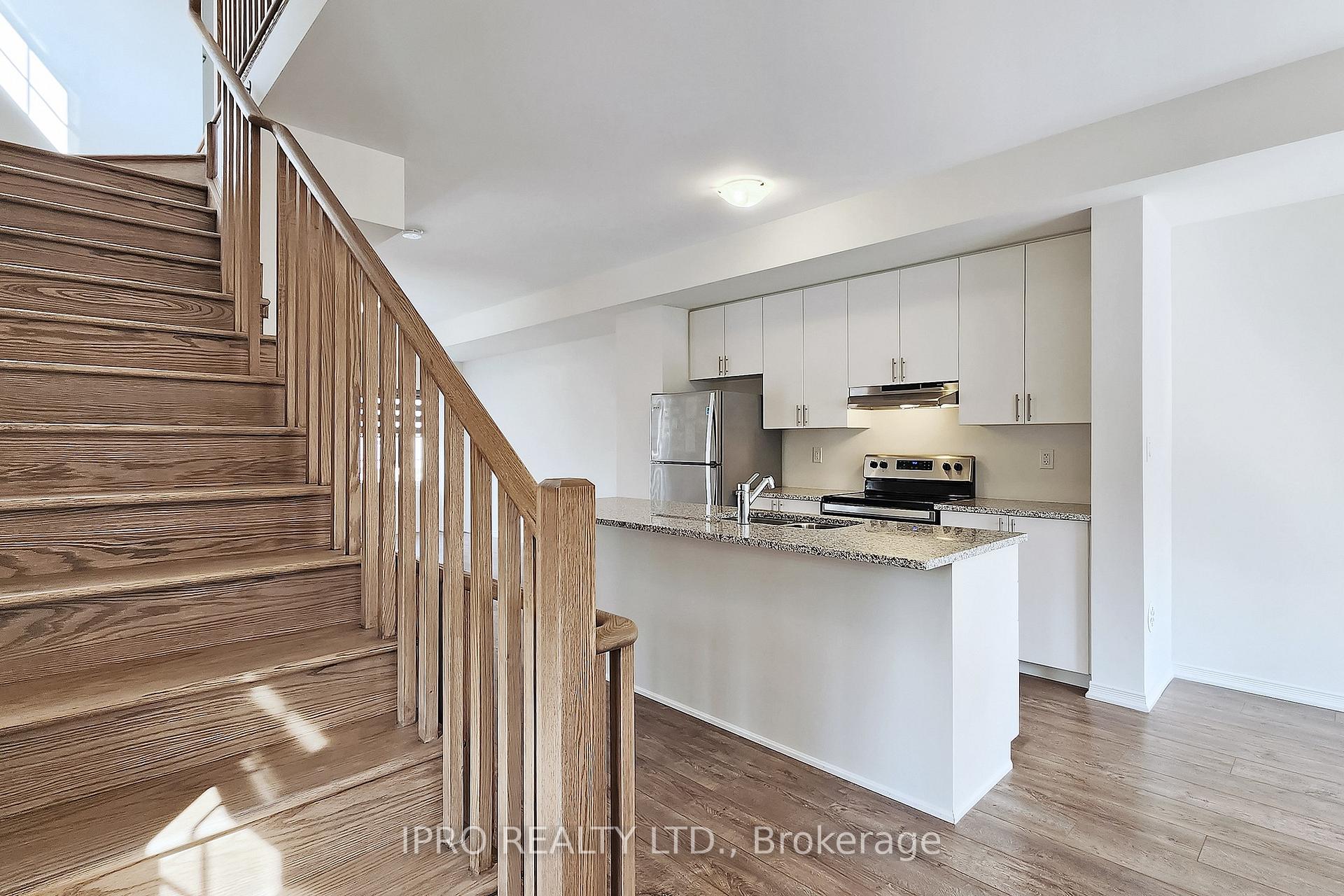 Photo 17 of Unit 114, 2550 Barbarolli Path, Oshawa, Windfields — HOMEH